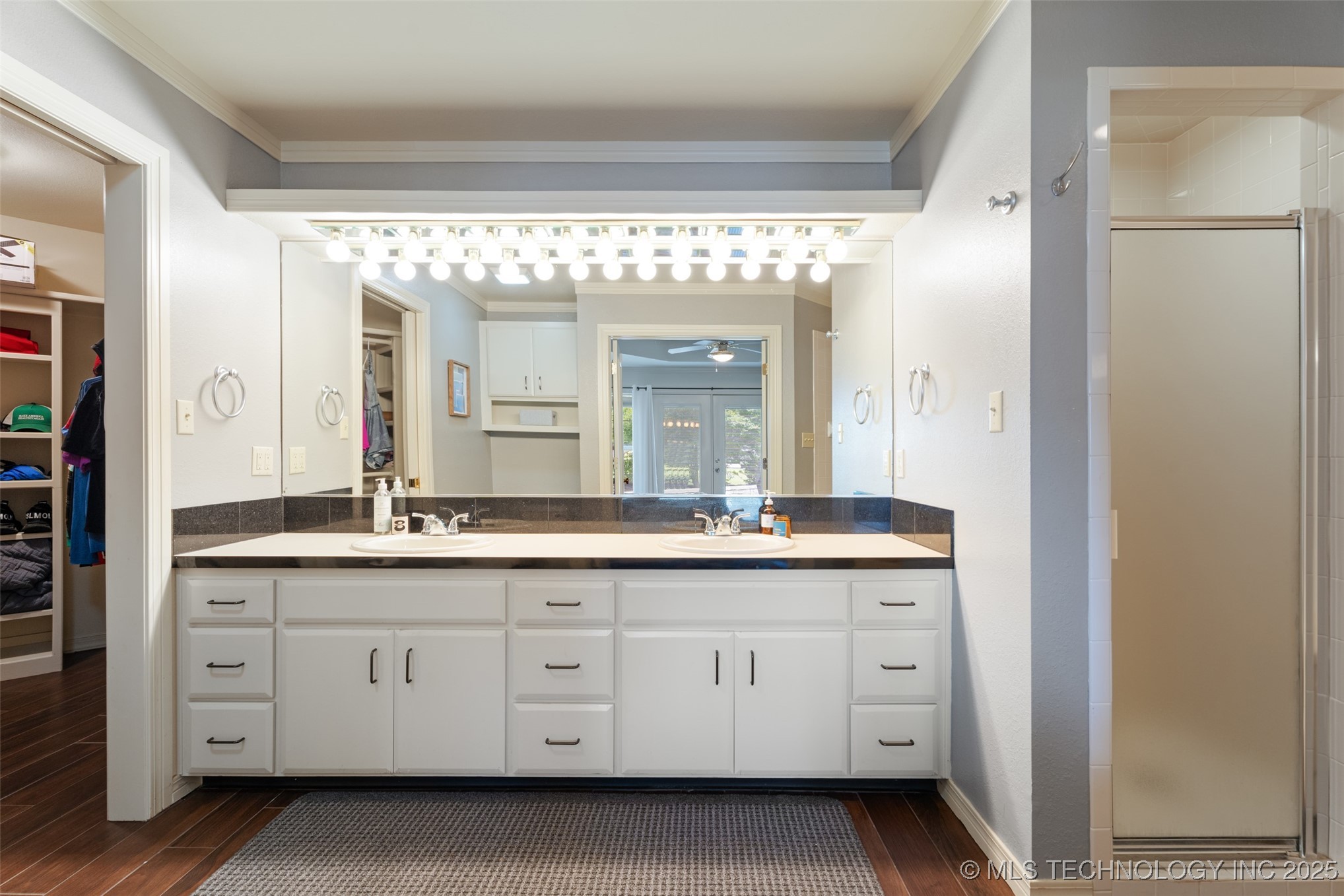 56901 E Walnut Monkey Island OK 74331