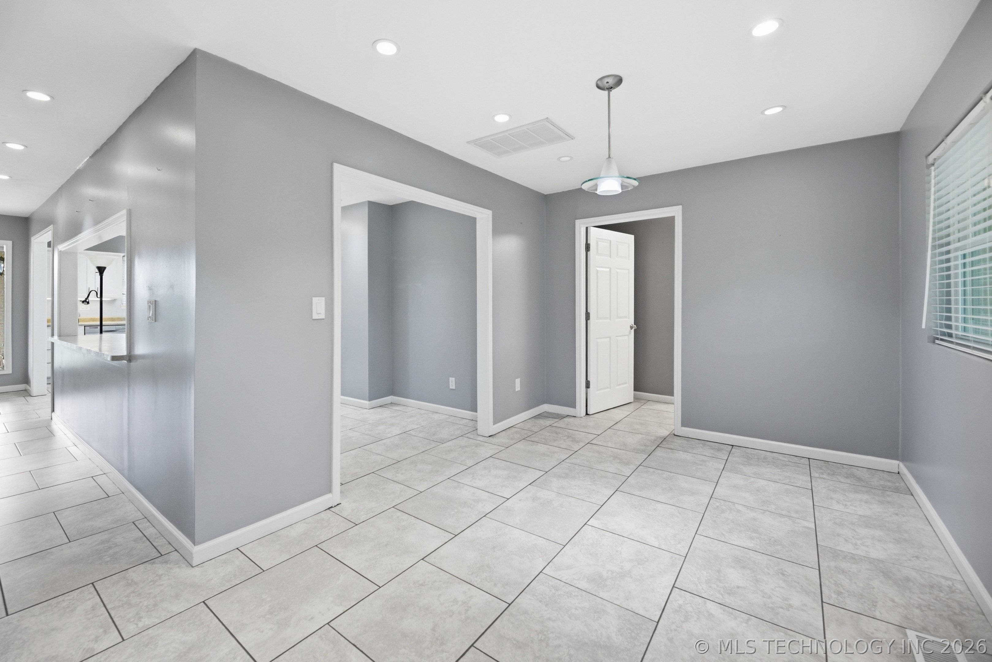 3263 W 72nd Street Tulsa OK 74132