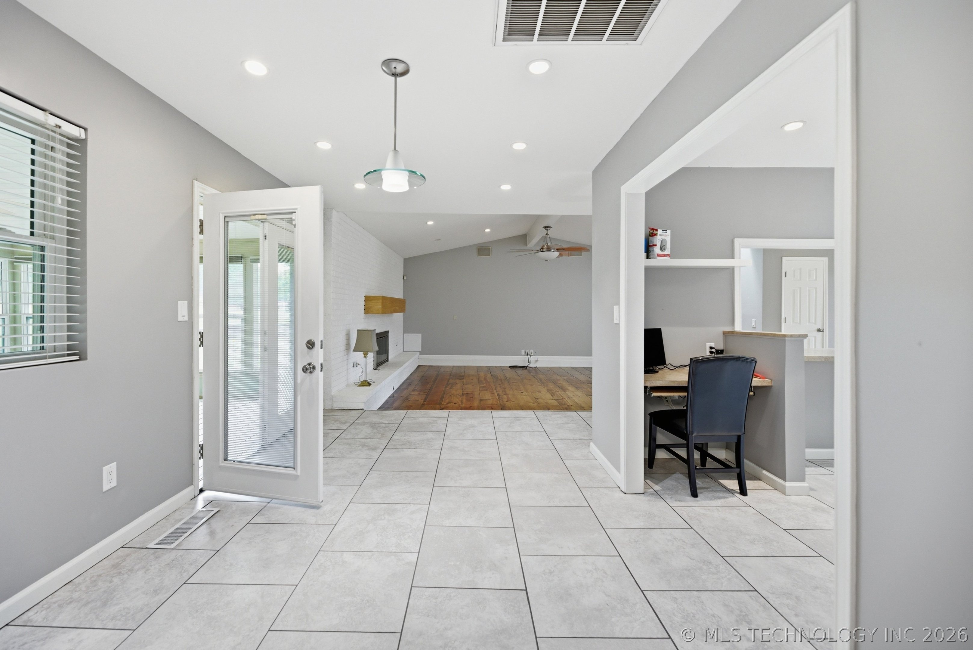 3263 W 72nd Street Tulsa OK 74132