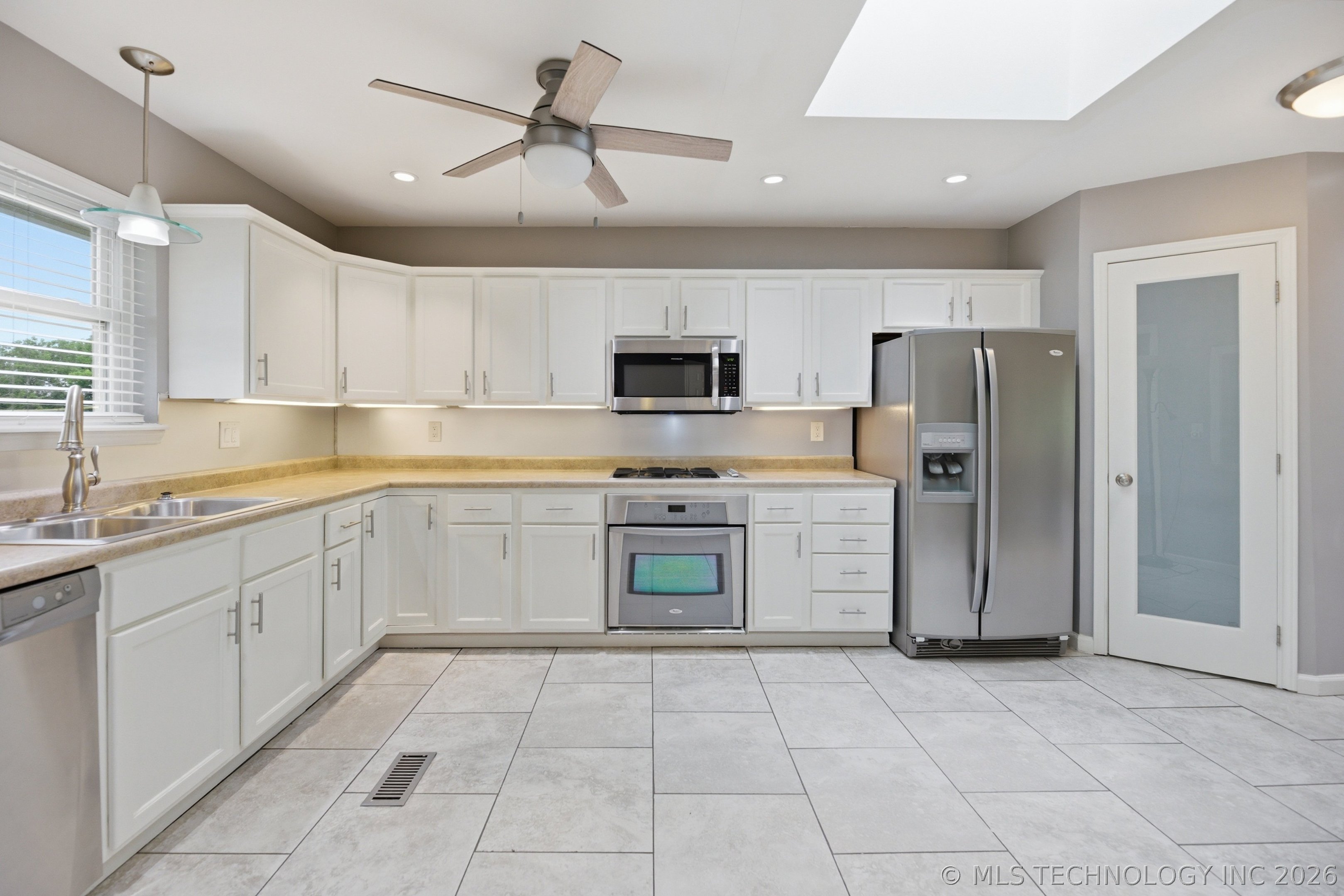 3263 W 72nd Street Tulsa OK 74132