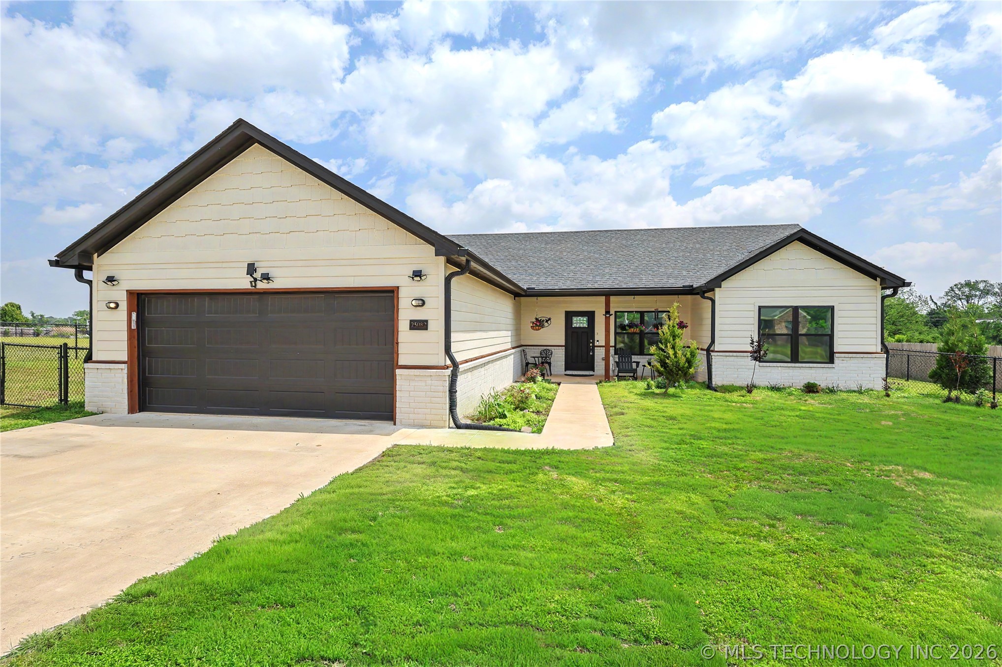 25082 S 519 Road Park Hill OK 74451