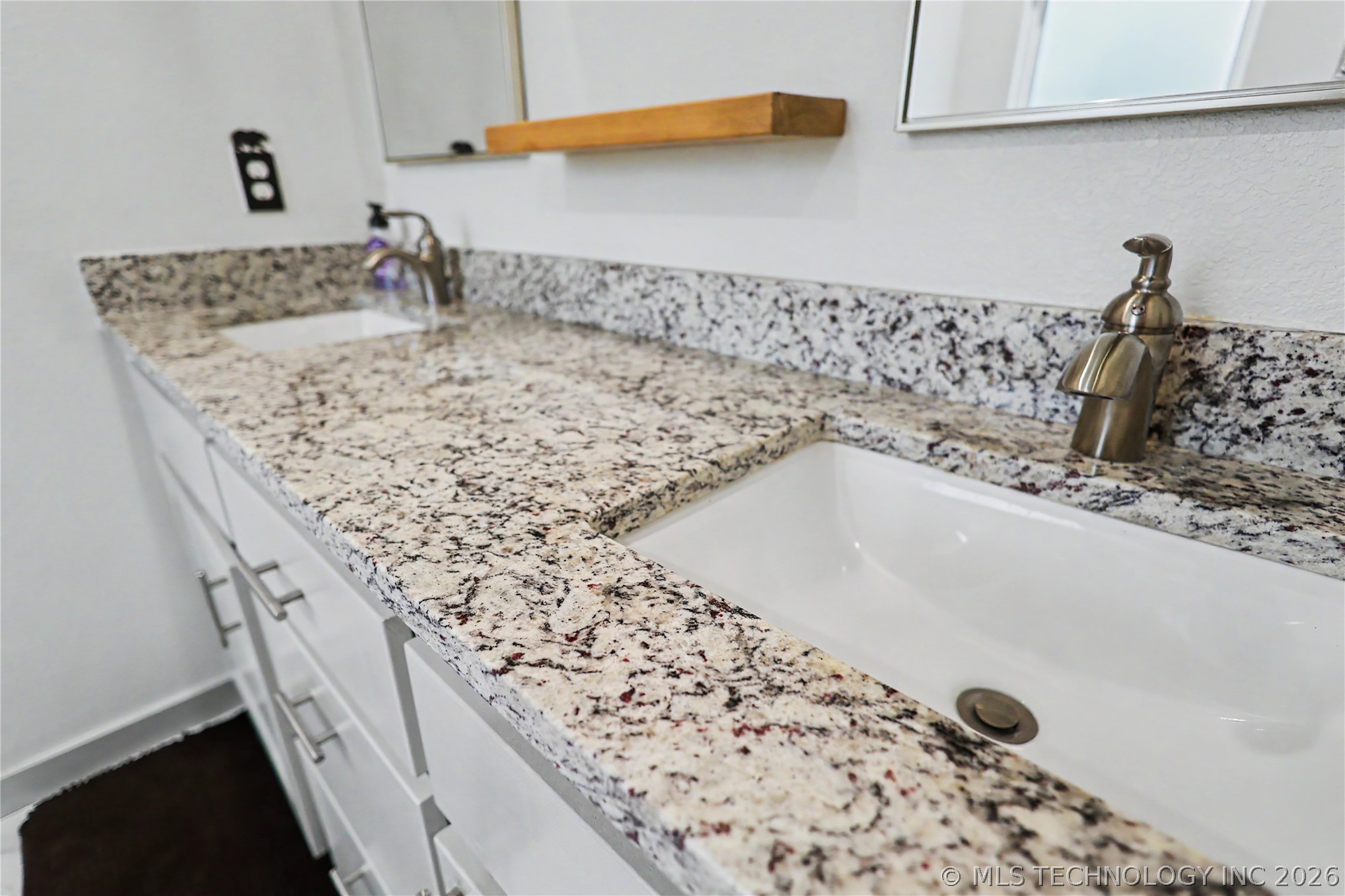 25082 S 519 Road Park Hill OK 74451
