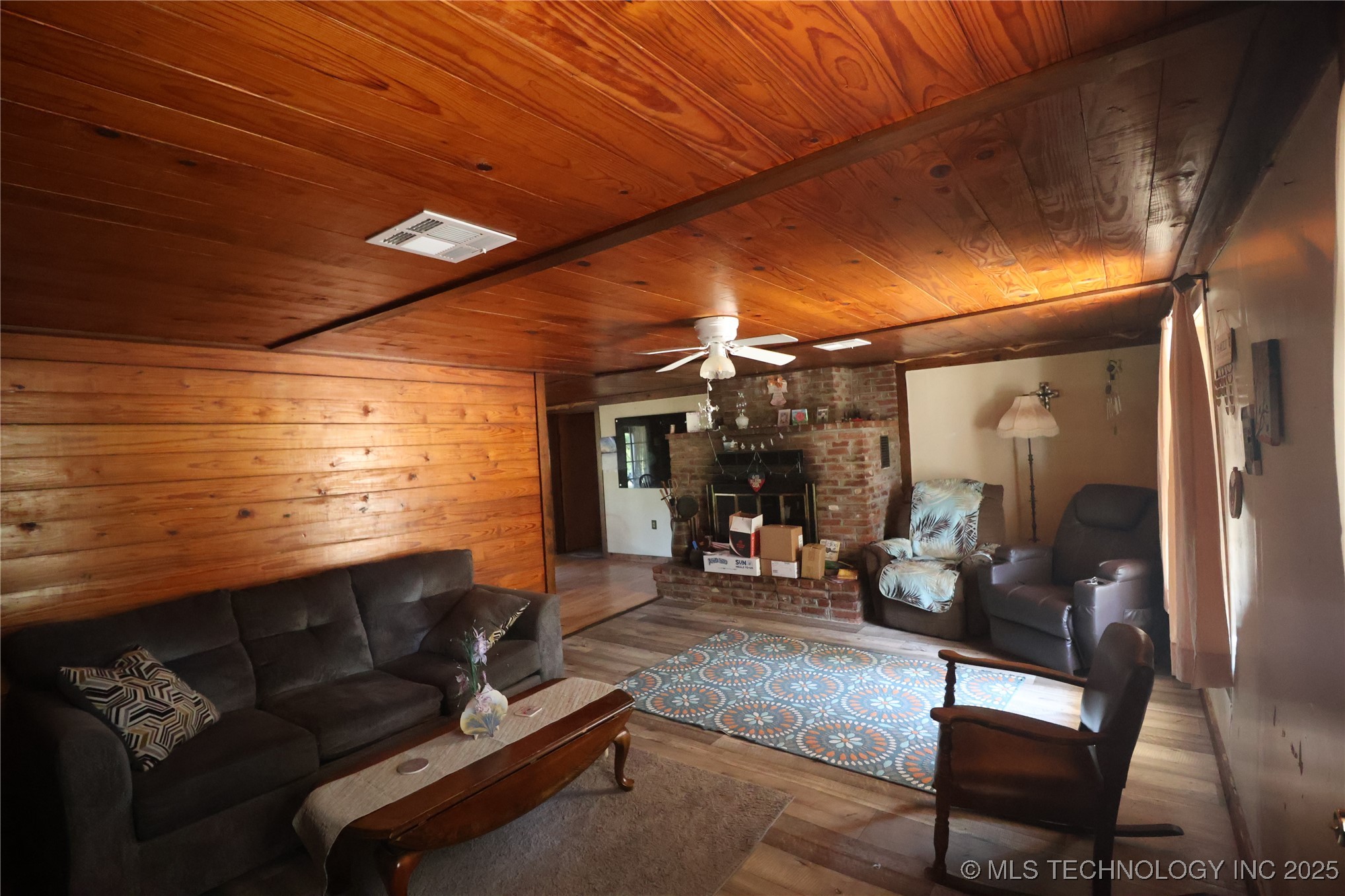 2601 N Witte Poteau OK 74953