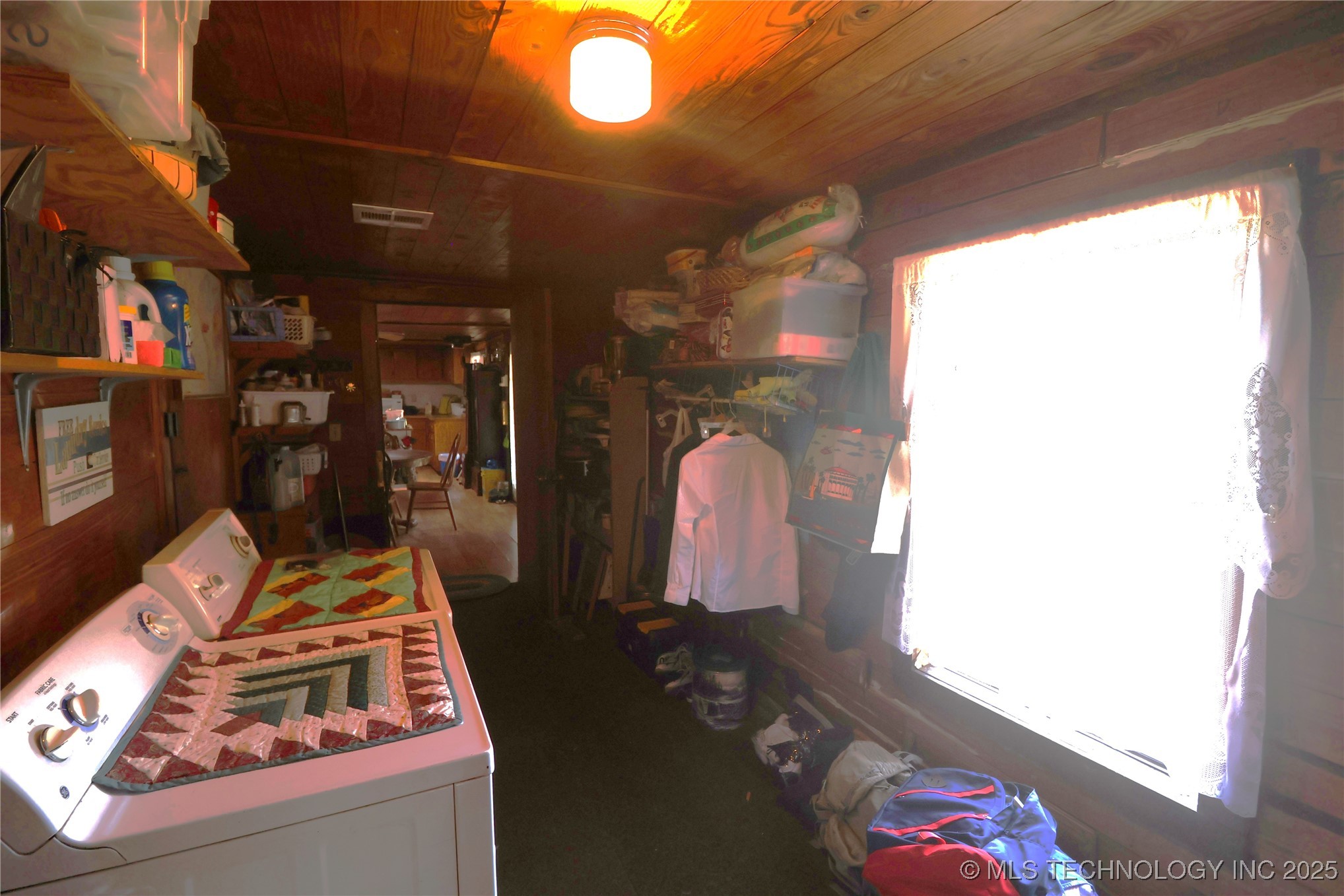 2601 N Witte Poteau OK 74953