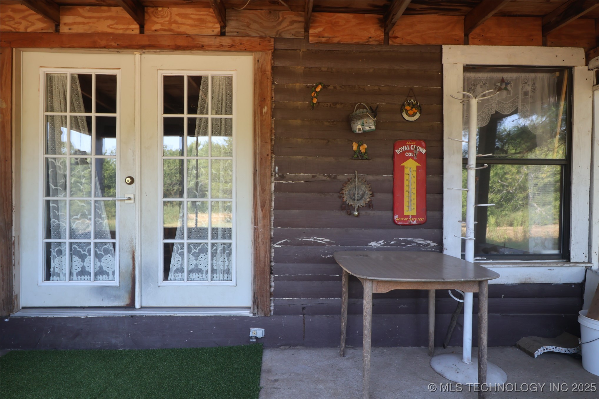 2601 N Witte Poteau OK 74953