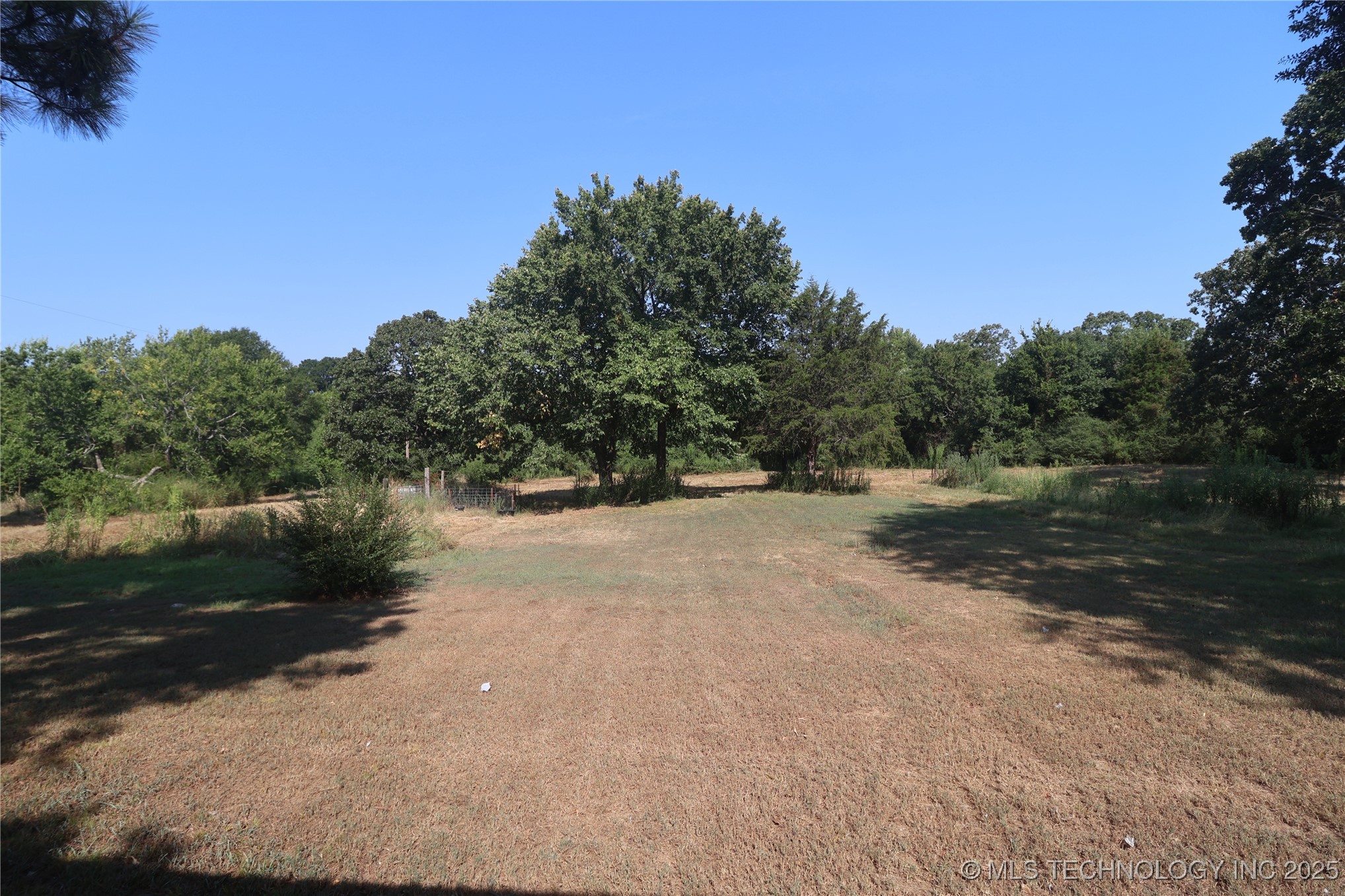 2601 N Witte Poteau OK 74953