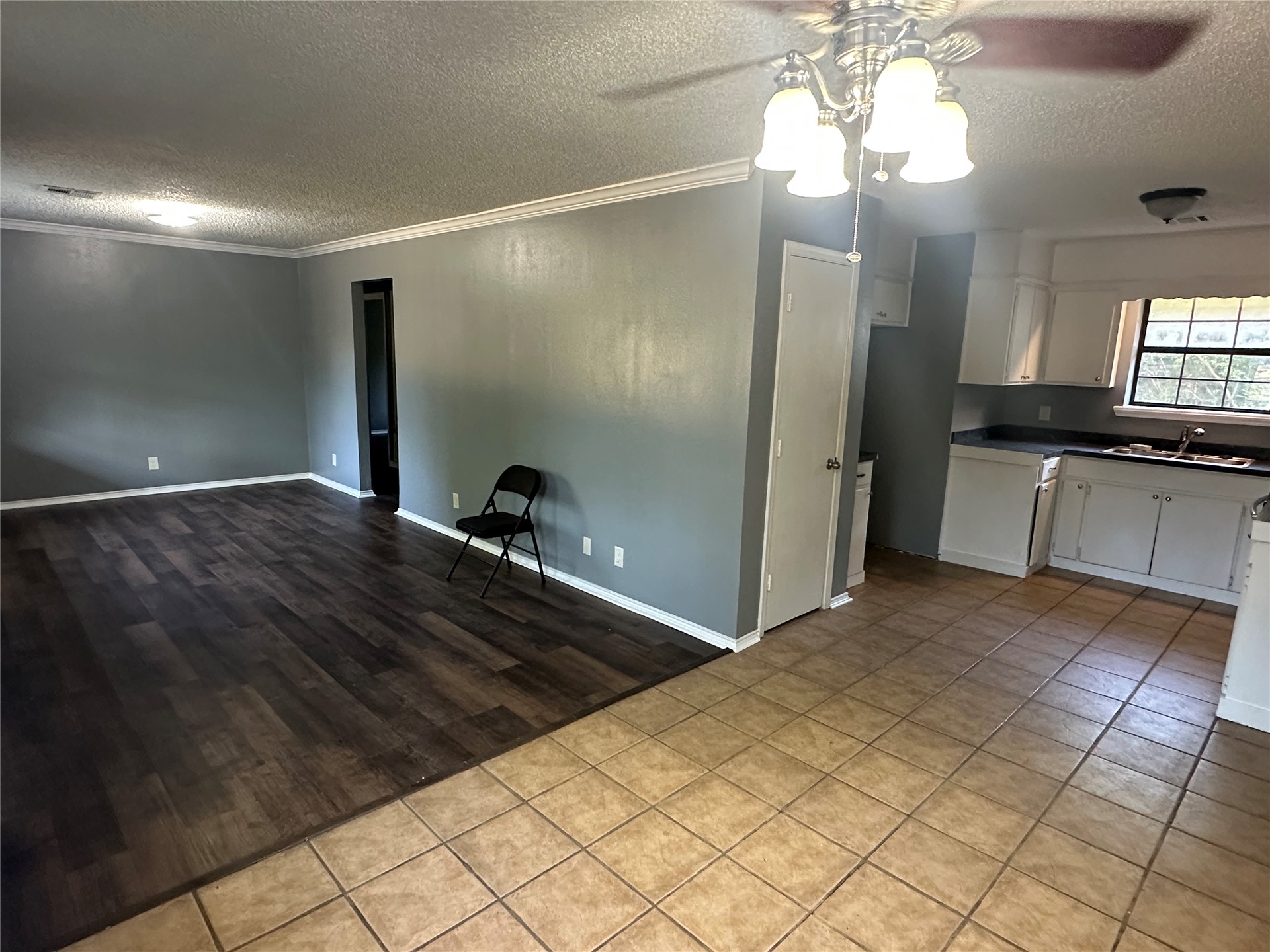 413 E Leecraft Colbert OK 74733