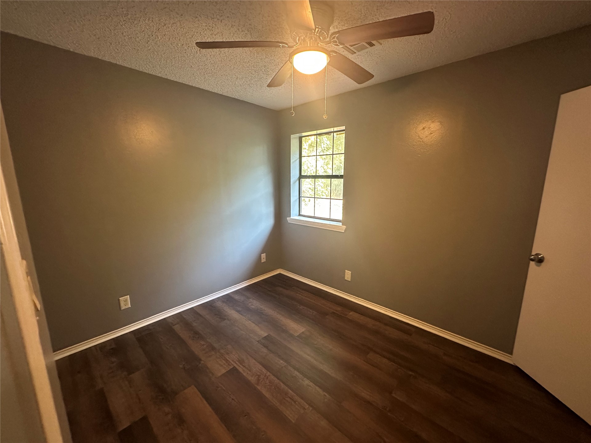 413 E Leecraft Colbert OK 74733