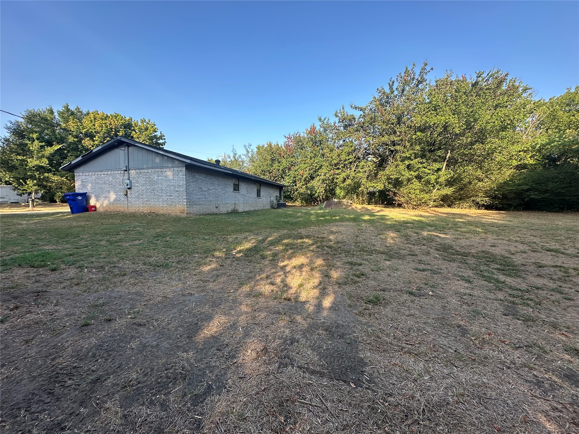 413 E Leecraft Colbert OK 74733