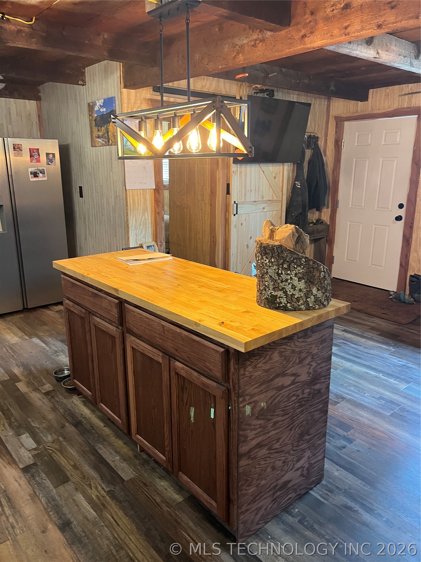 1566 Lakeshore Drive Indianola OK 74501