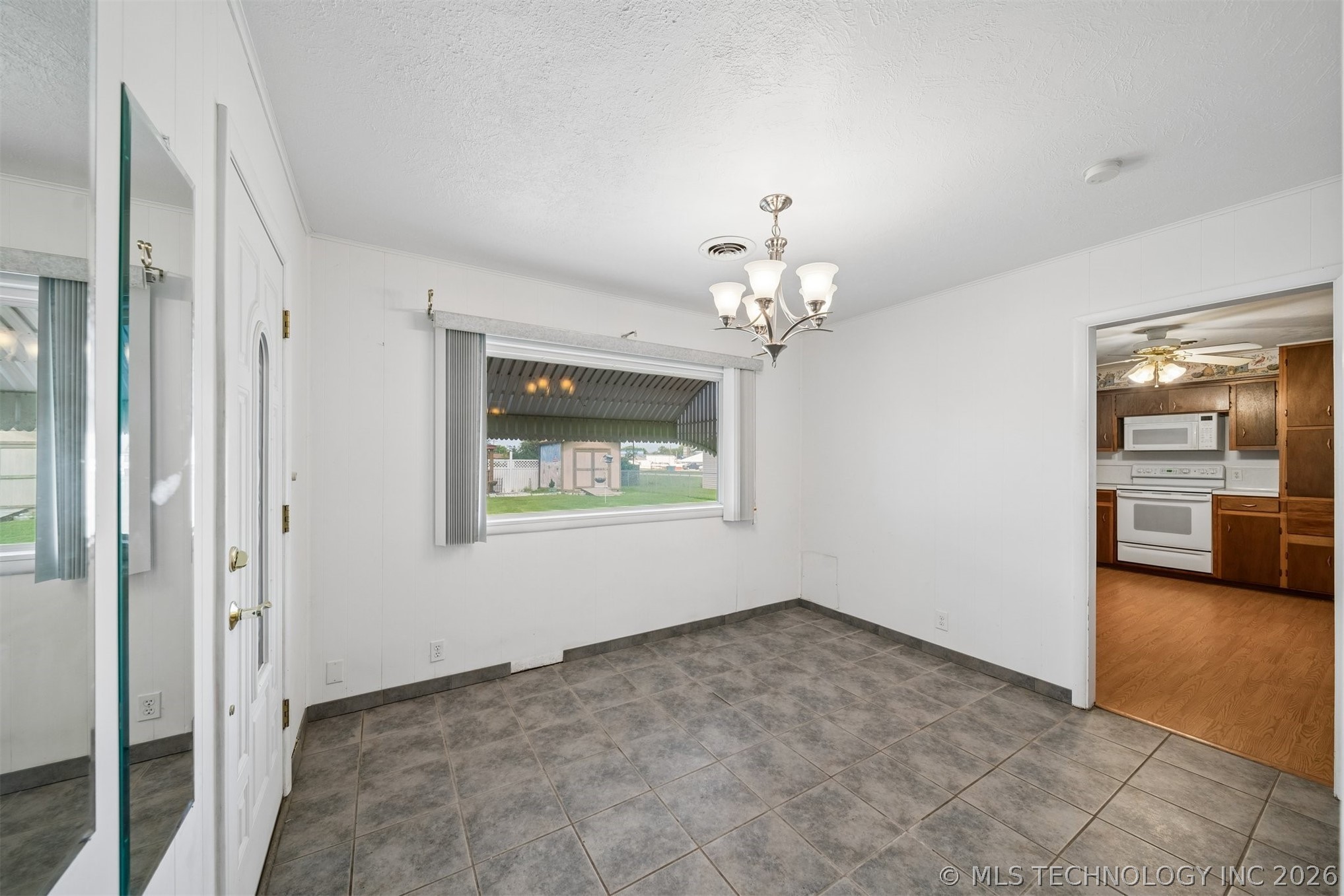 1503 N Creek Dewey OK 74029