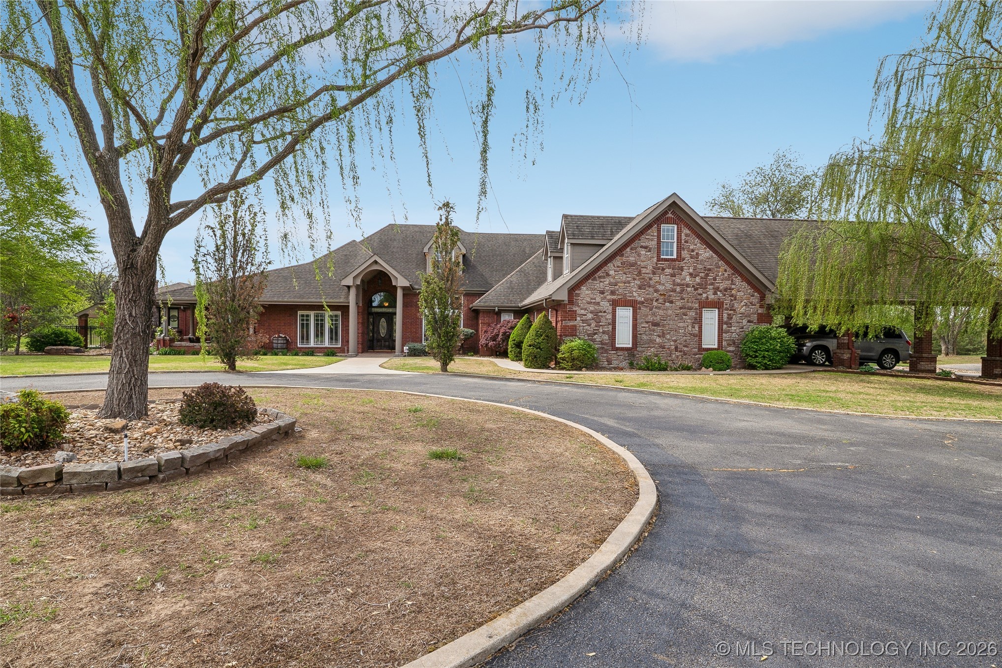2372 Fox Street Tahlequah OK 74464