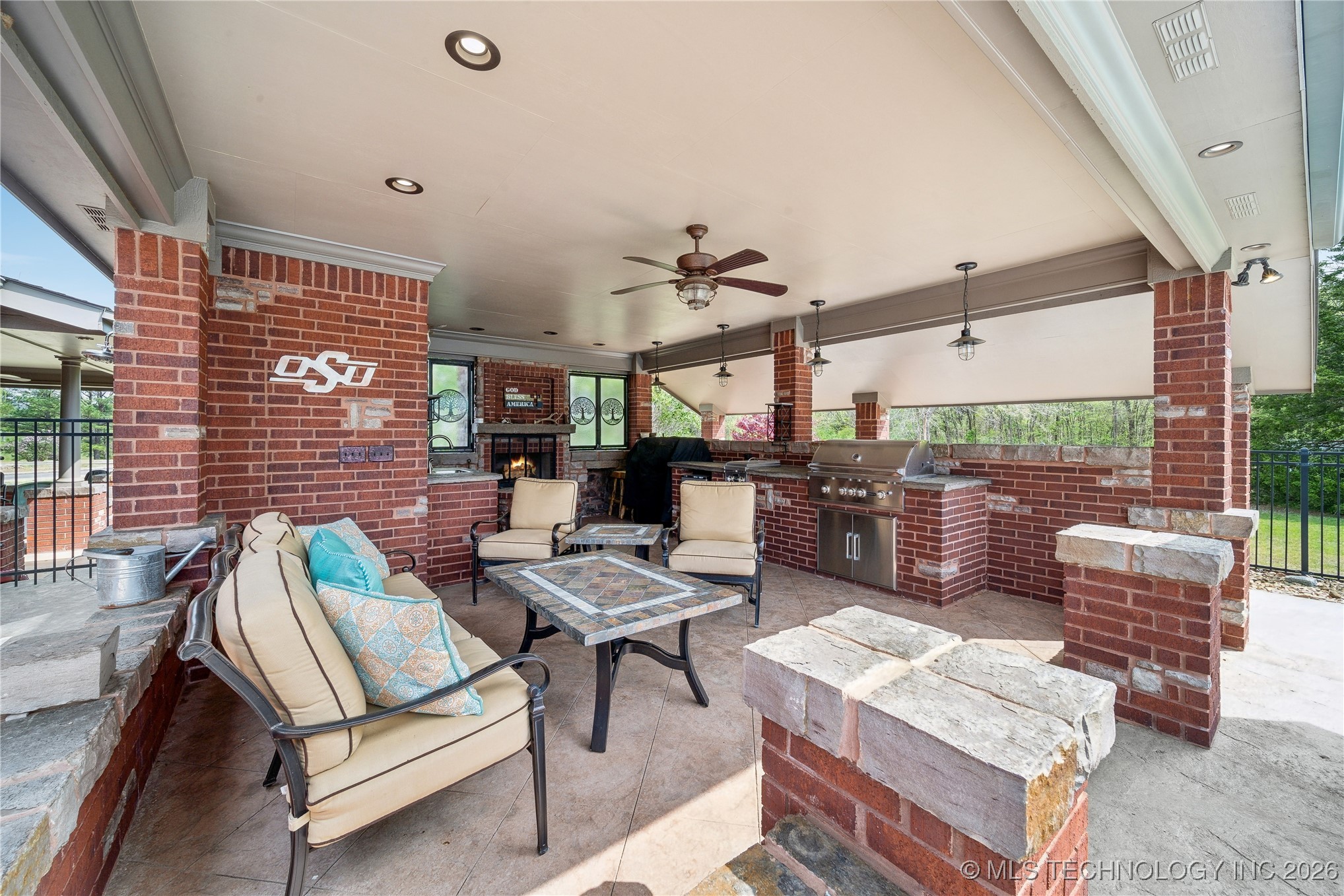 2372 Fox Street Tahlequah OK 74464