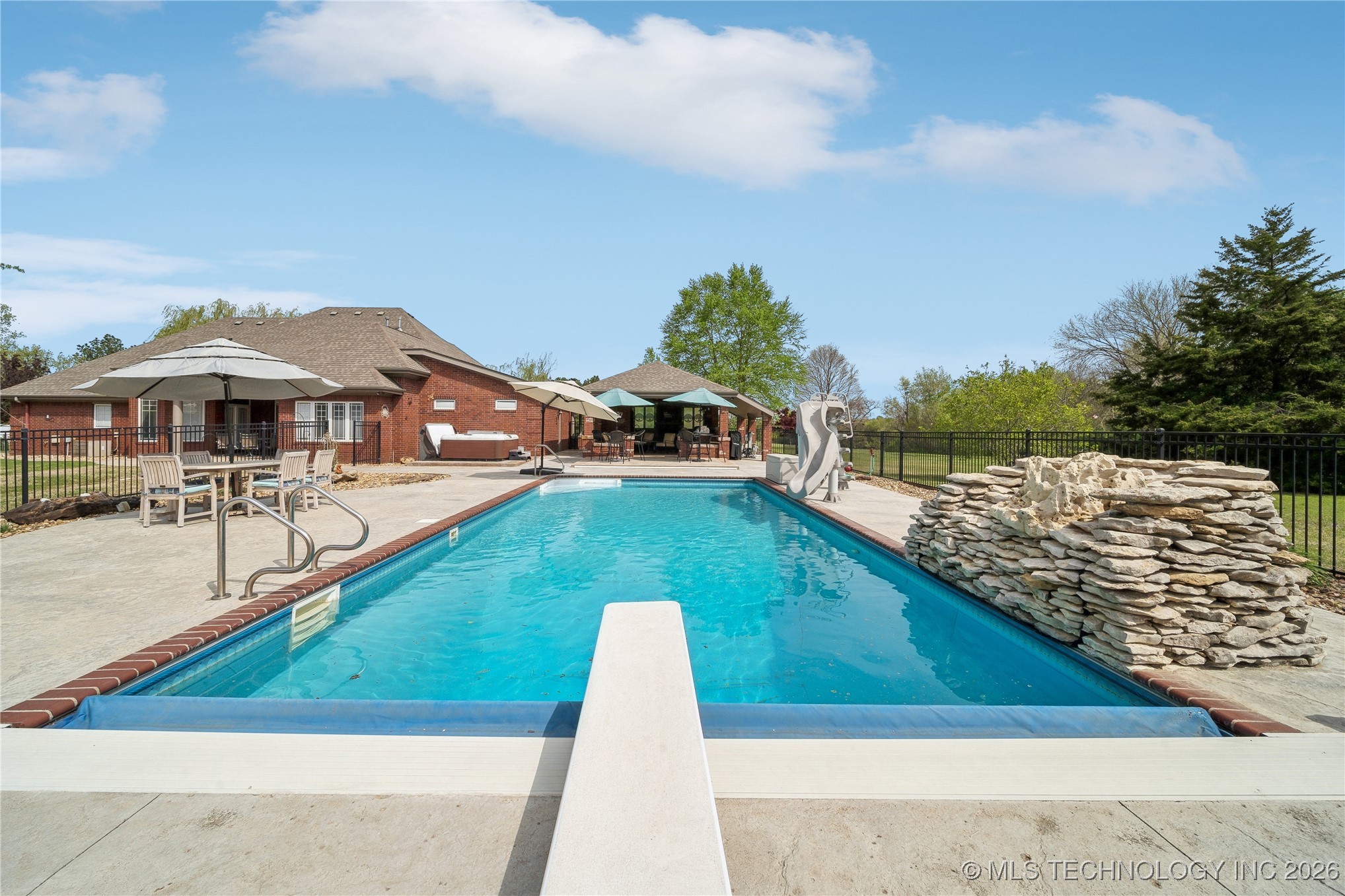 2372 Fox Street Tahlequah OK 74464