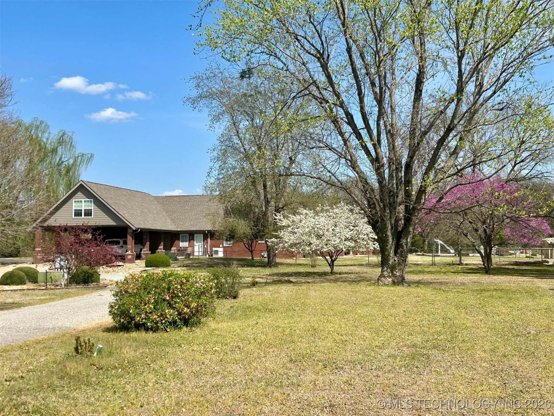 2372 Fox Street Tahlequah OK 74464