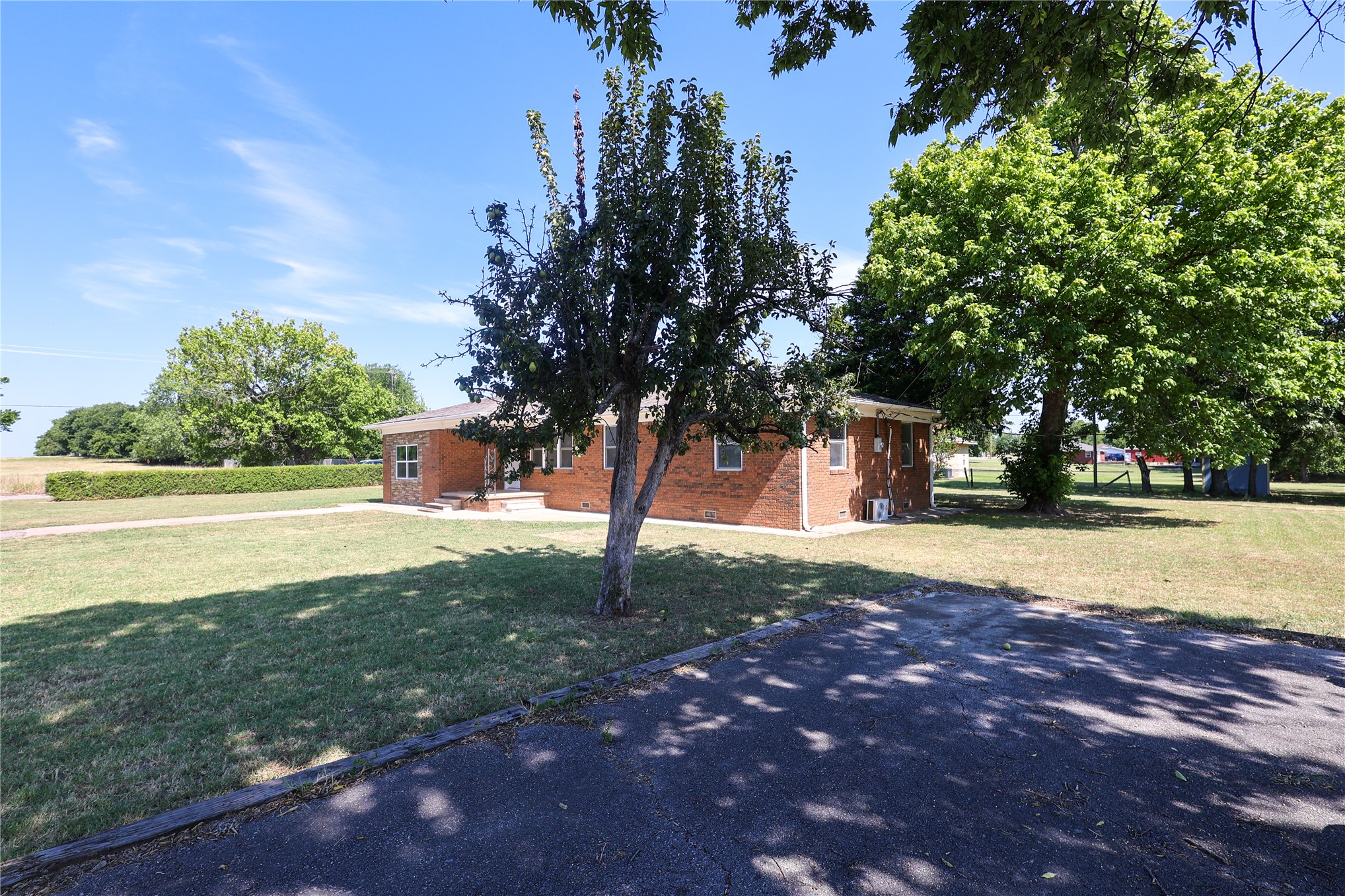 1324 Red Bud Drive Sulphur OK 73086
