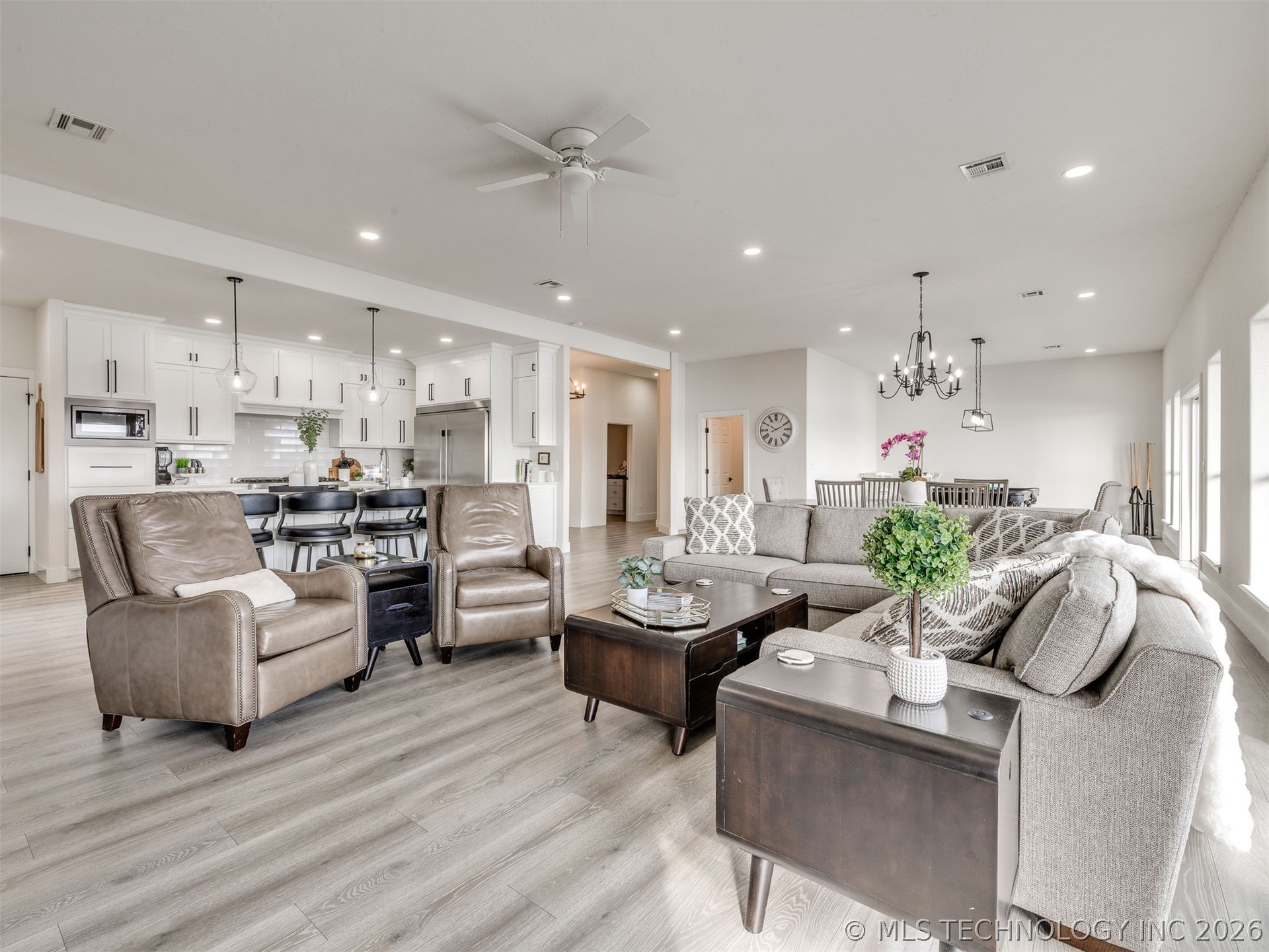 218 Nakomis Circle Canadian OK 74425