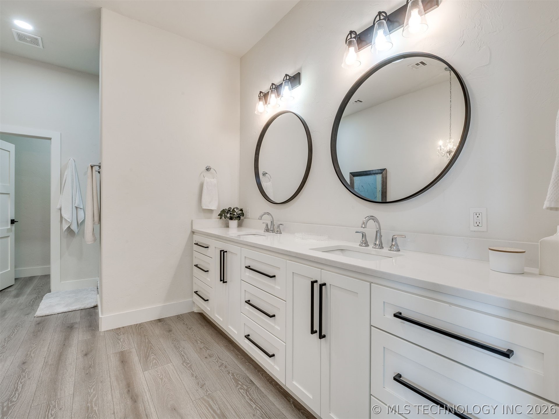 218 Nakomis Circle Canadian OK 74425