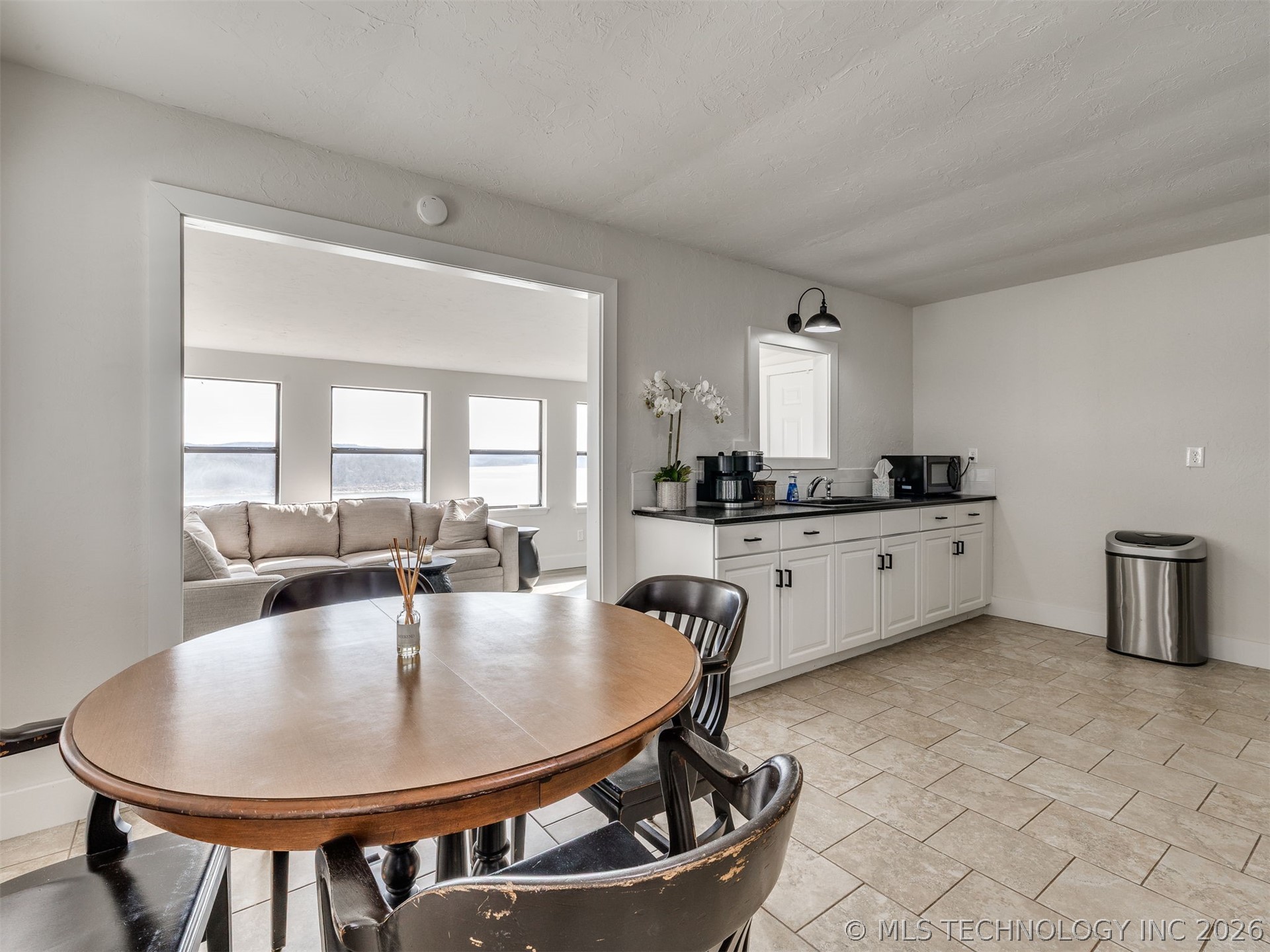 218 Nakomis Circle Canadian OK 74425