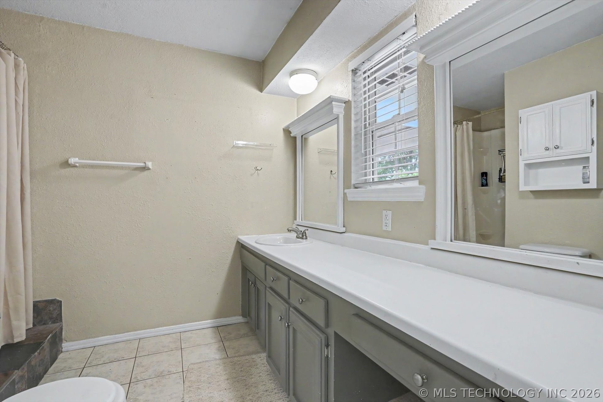 11756 S 272nd Eastavenue Coweta OK 74429