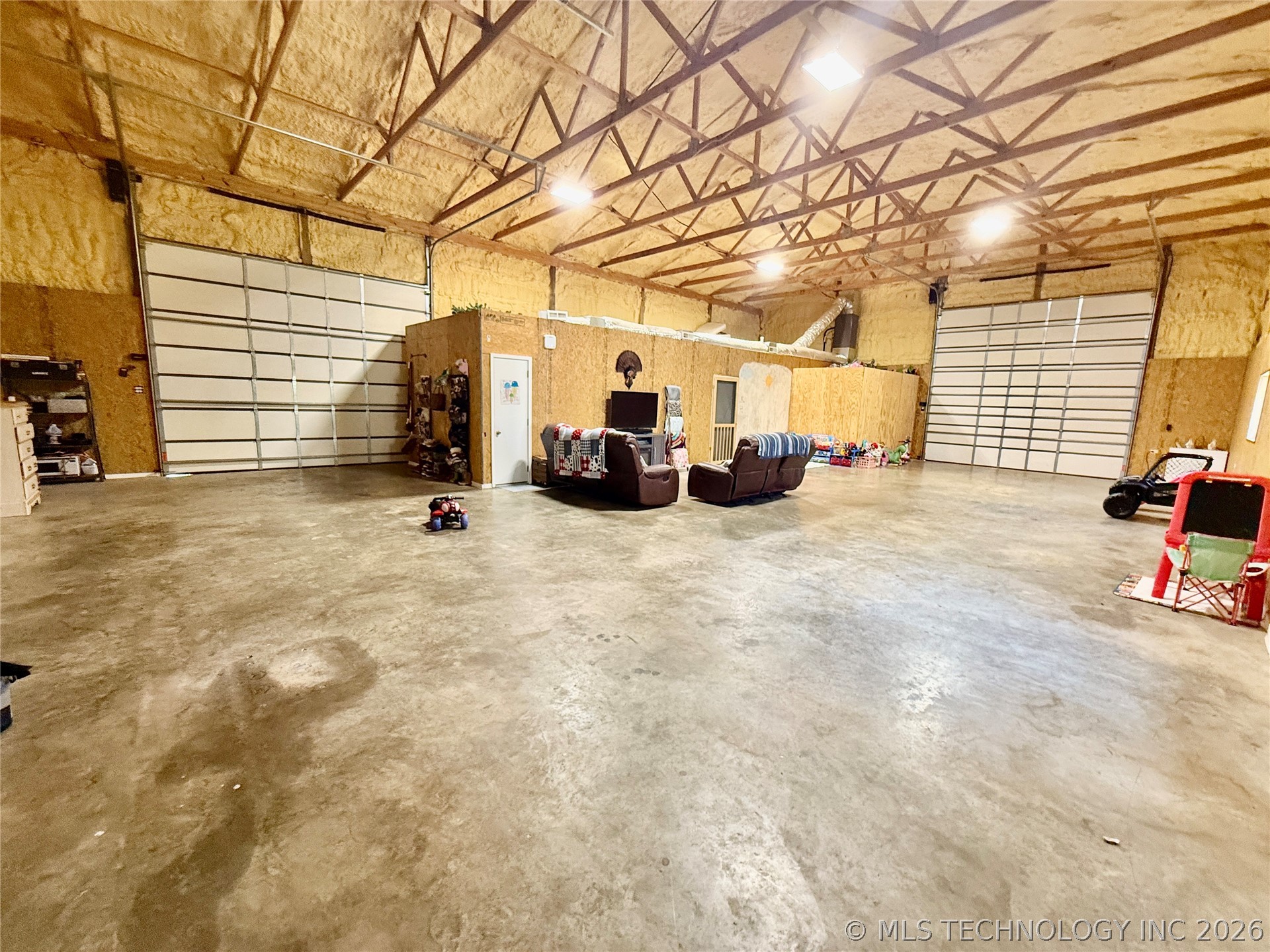 46367 County Road 553 Colcord OK 74338