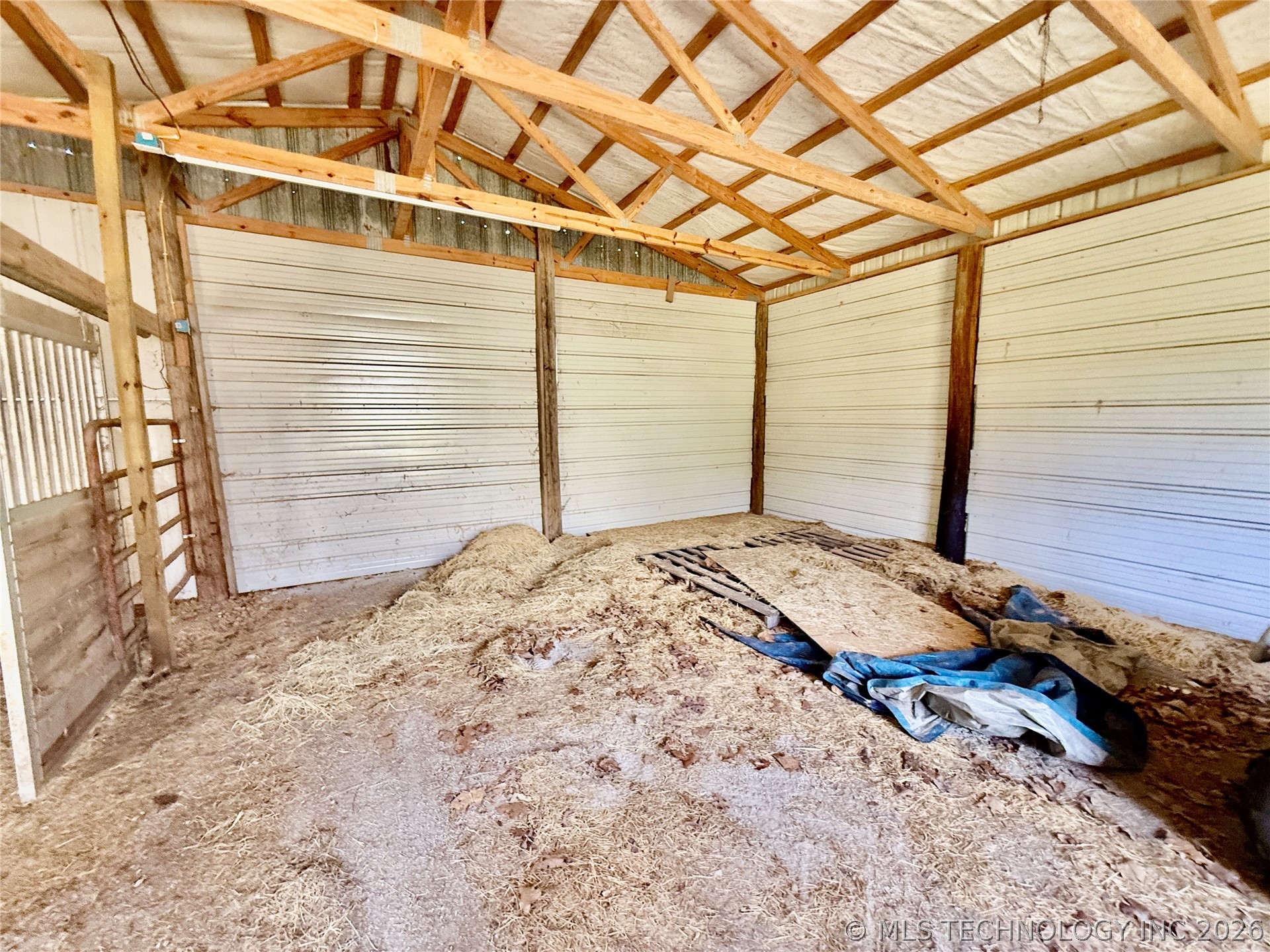 46367 County Road 553 Colcord OK 74338