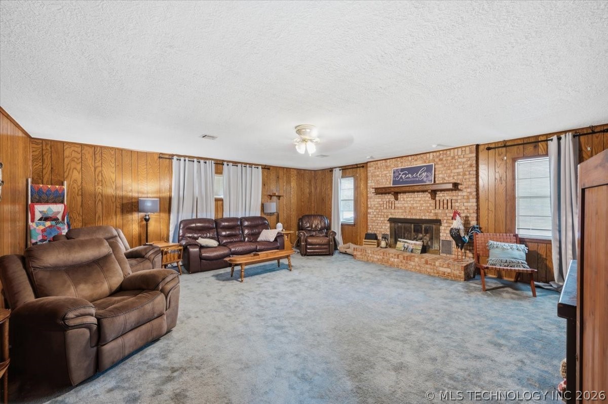 108 W Paul Street Elmore City OK 73433