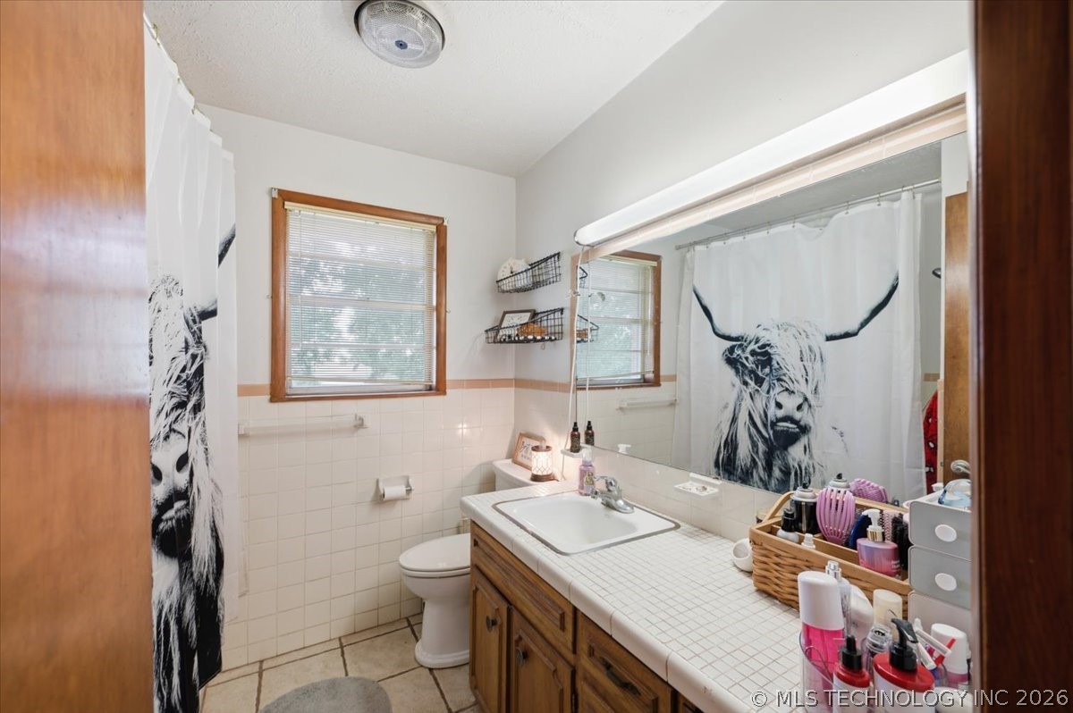 108 W Paul Street Elmore City OK 73433