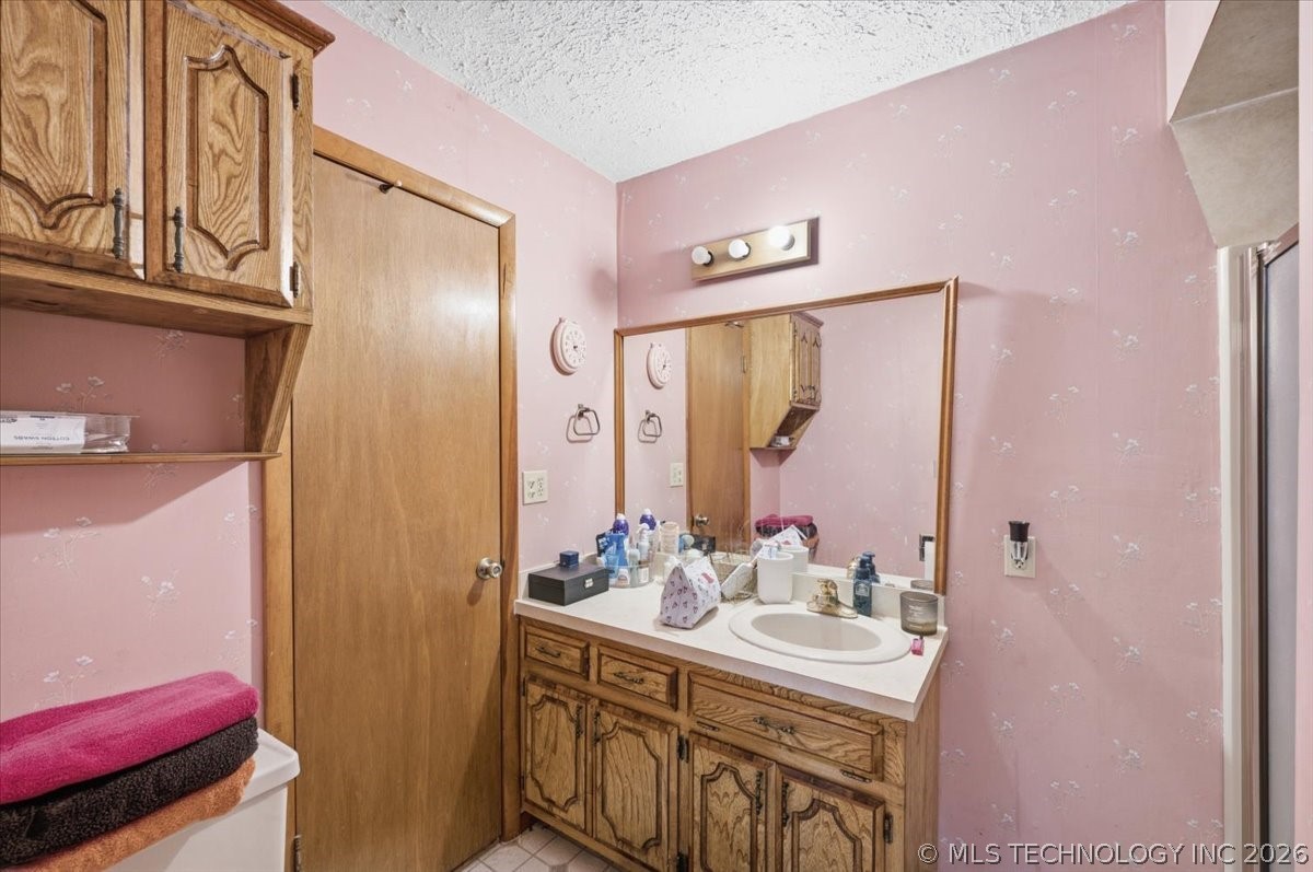 108 W Paul Street Elmore City OK 73433