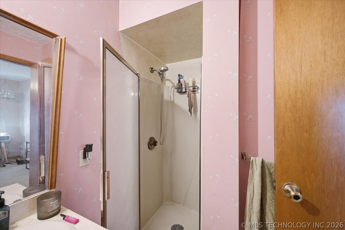 108 W Paul Street Elmore City OK 73433