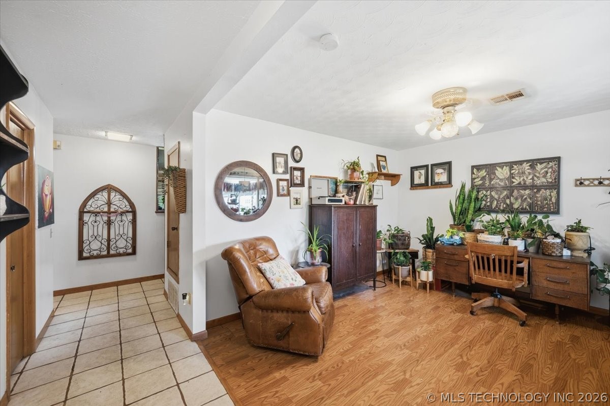 108 W Paul Street Elmore City OK 73433