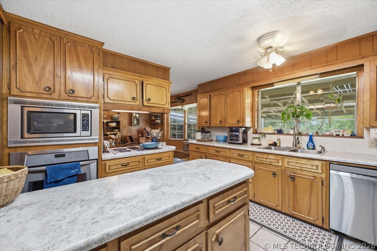 108 W Paul Street Elmore City OK 73433