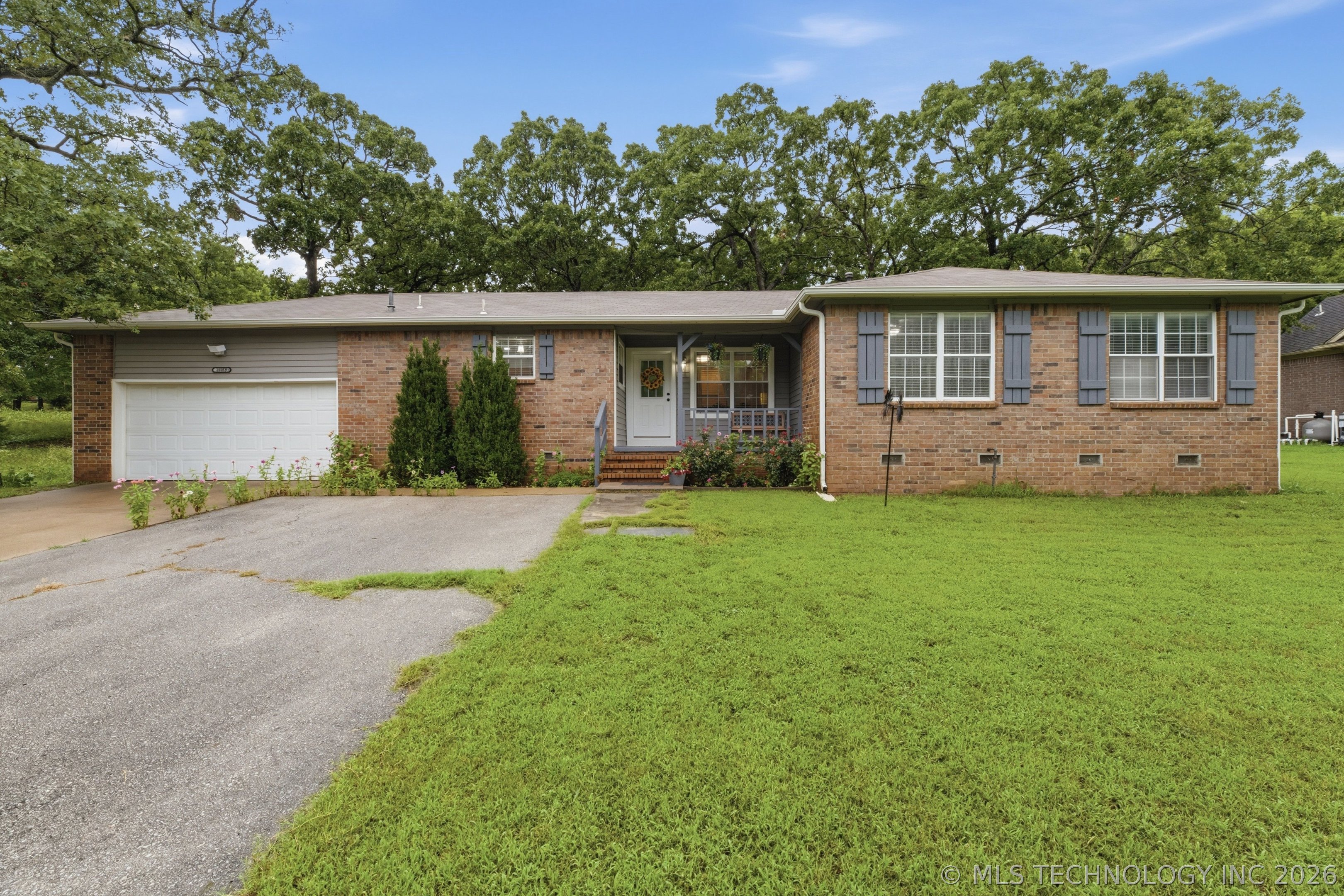 28355 E 2nd Street Catoosa OK 74015