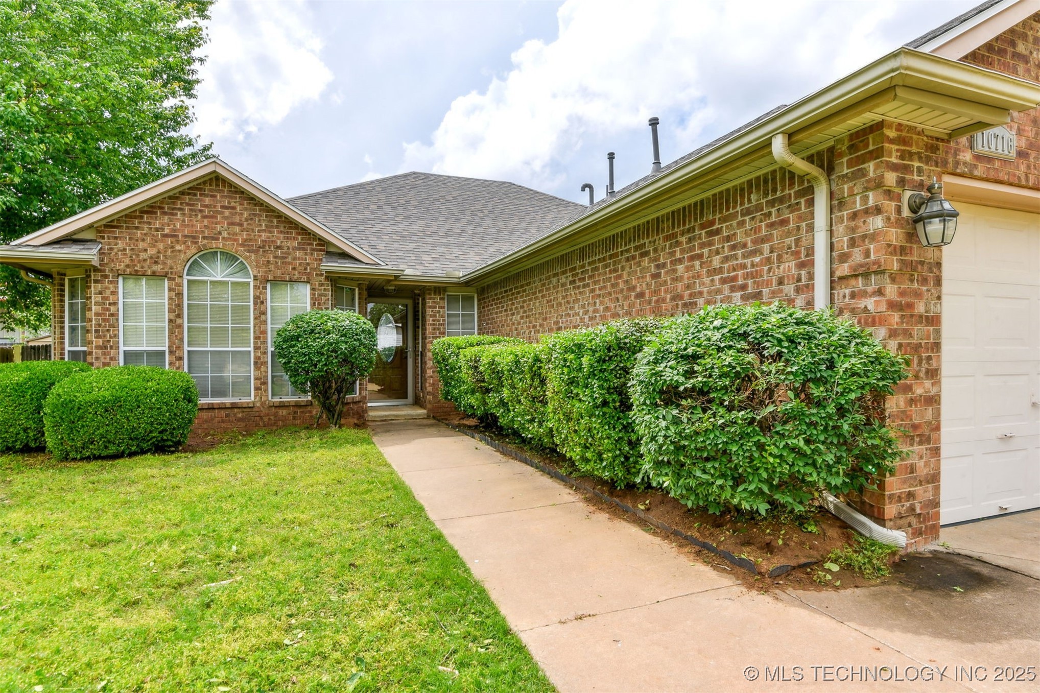 10716 S 83rd Eastavenue Tulsa OK 74133