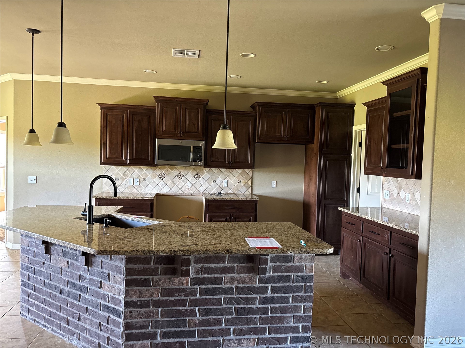 10 Ranch Acres Road Pryor OK 74361