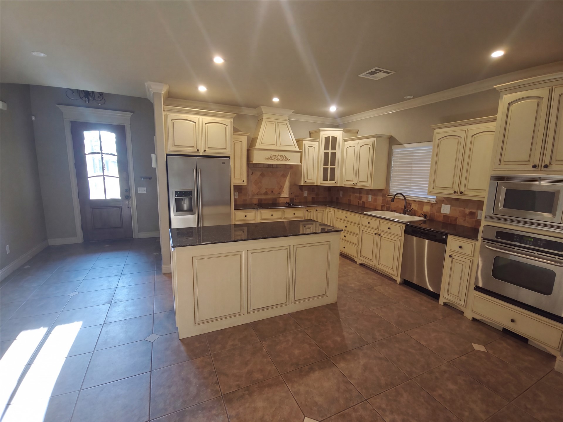 3908 N Pine Avenue Broken Arrow OK 74012