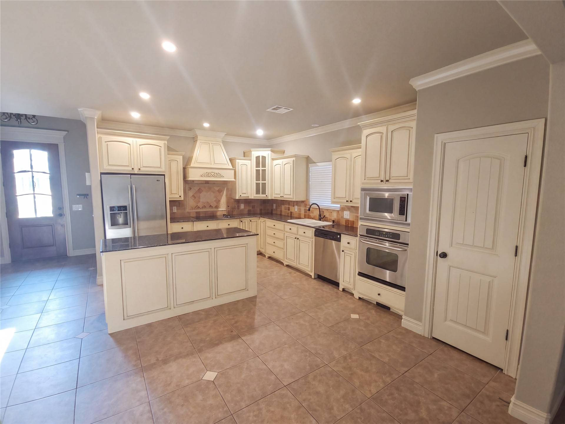 3908 N Pine Avenue Broken Arrow OK 74012