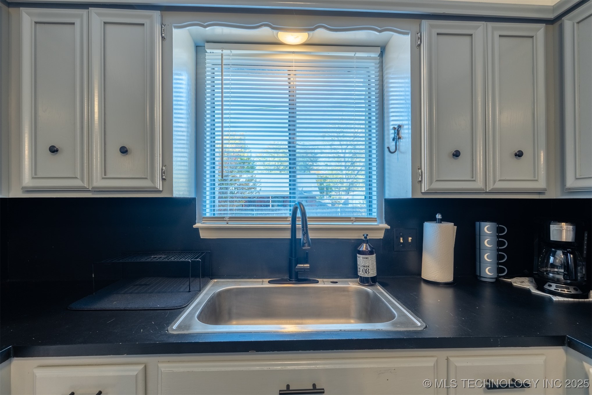 8104 S Quebec Avenue Tulsa OK 74137