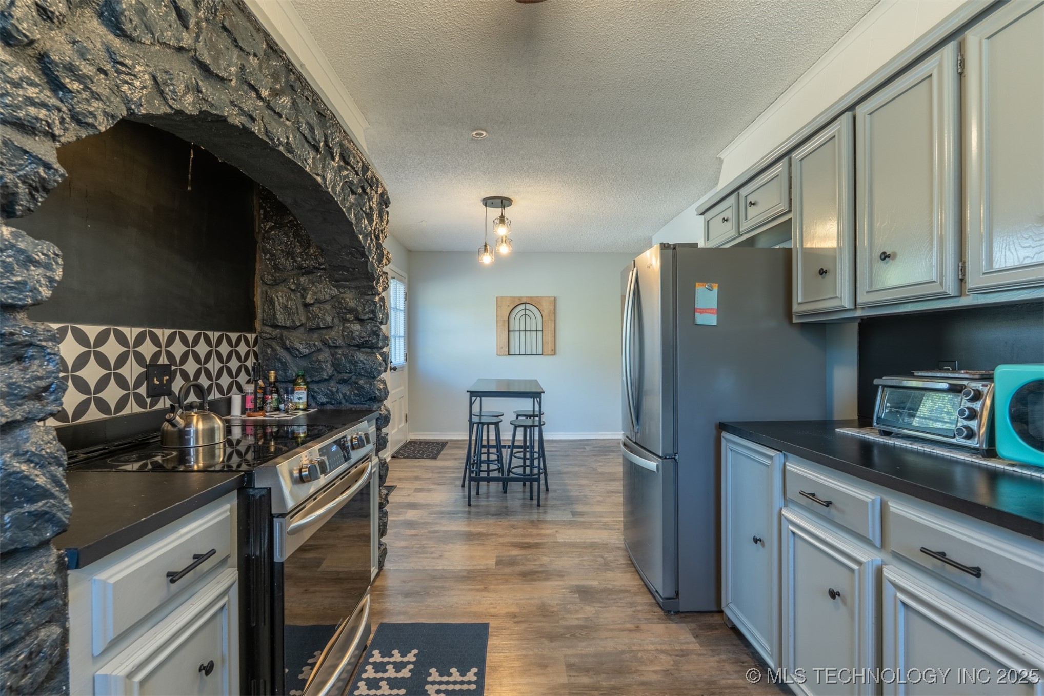 8104 S Quebec Avenue Tulsa OK 74137