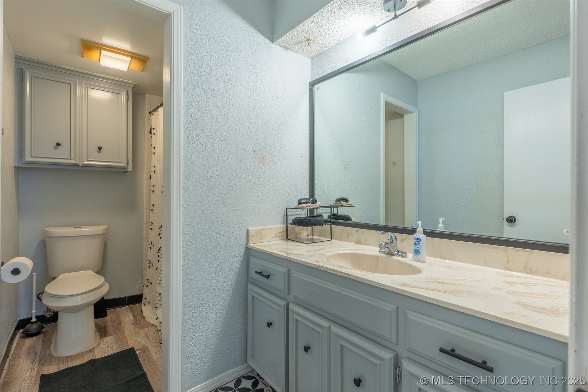 8104 S Quebec Avenue Tulsa OK 74137