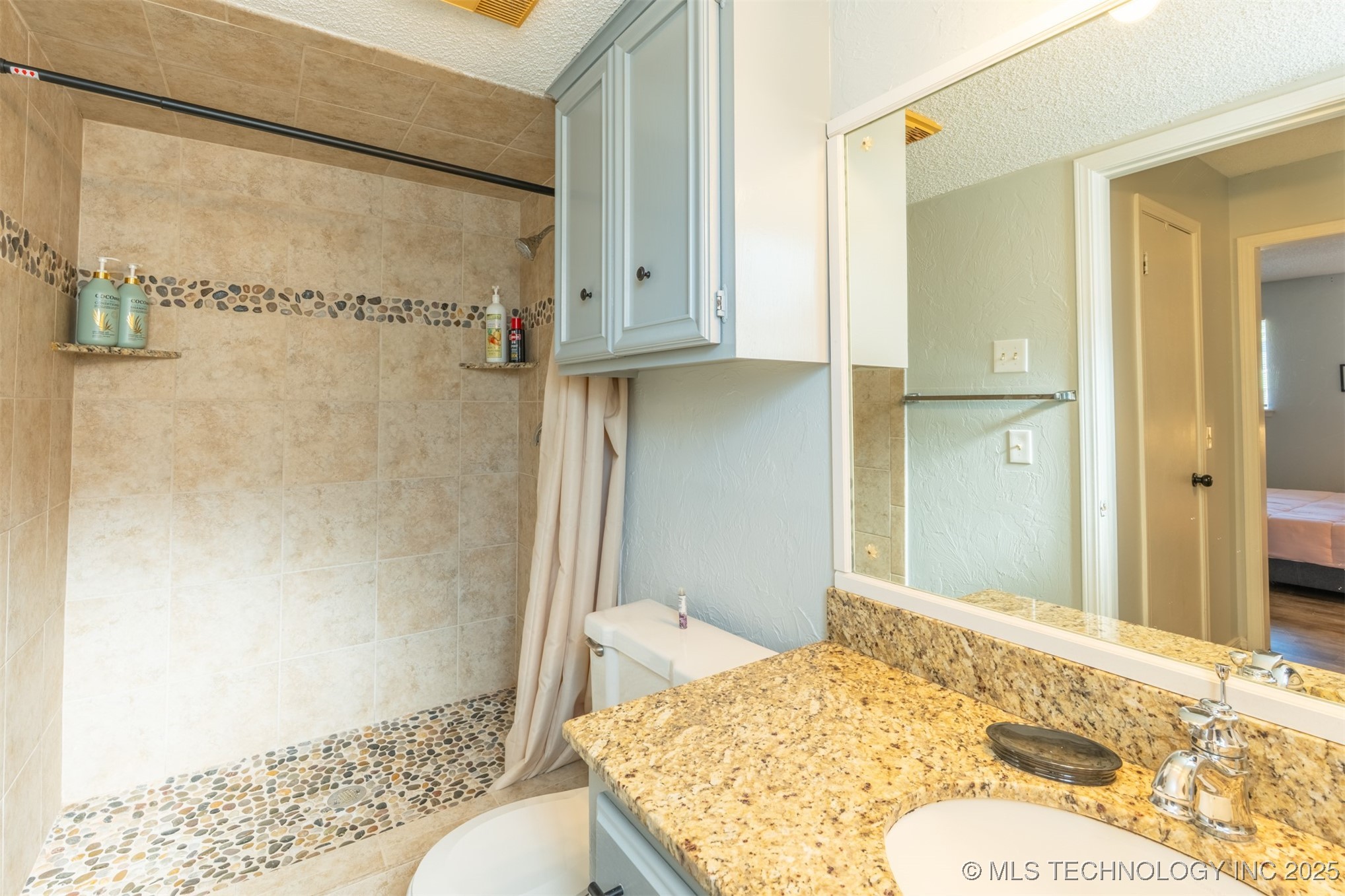 8104 S Quebec Avenue Tulsa OK 74137