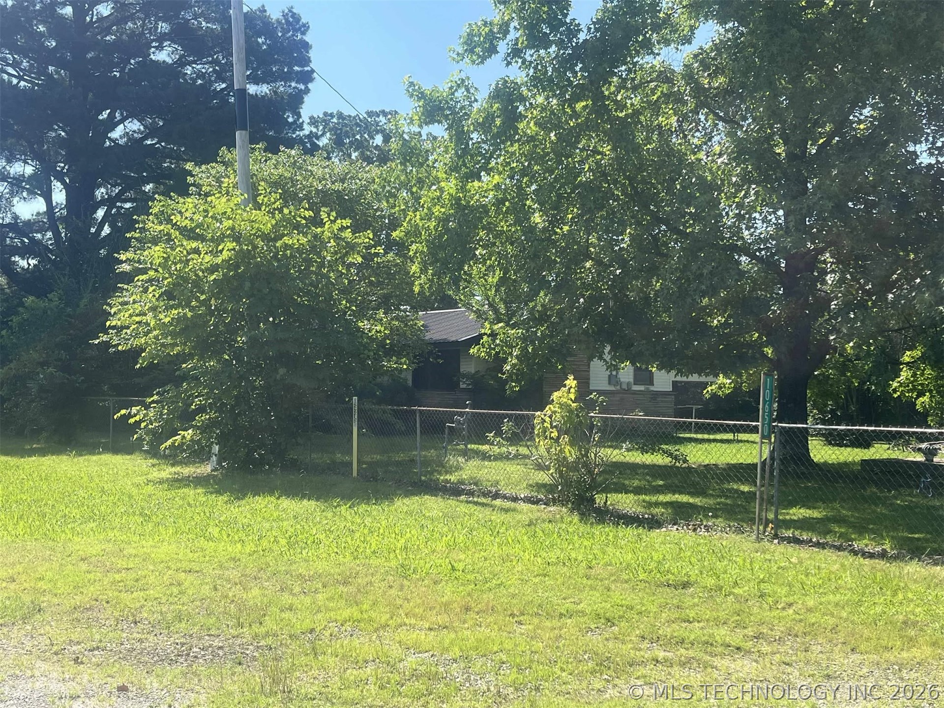 10650 W Hwy 9 Highway Whitefield OK 74462