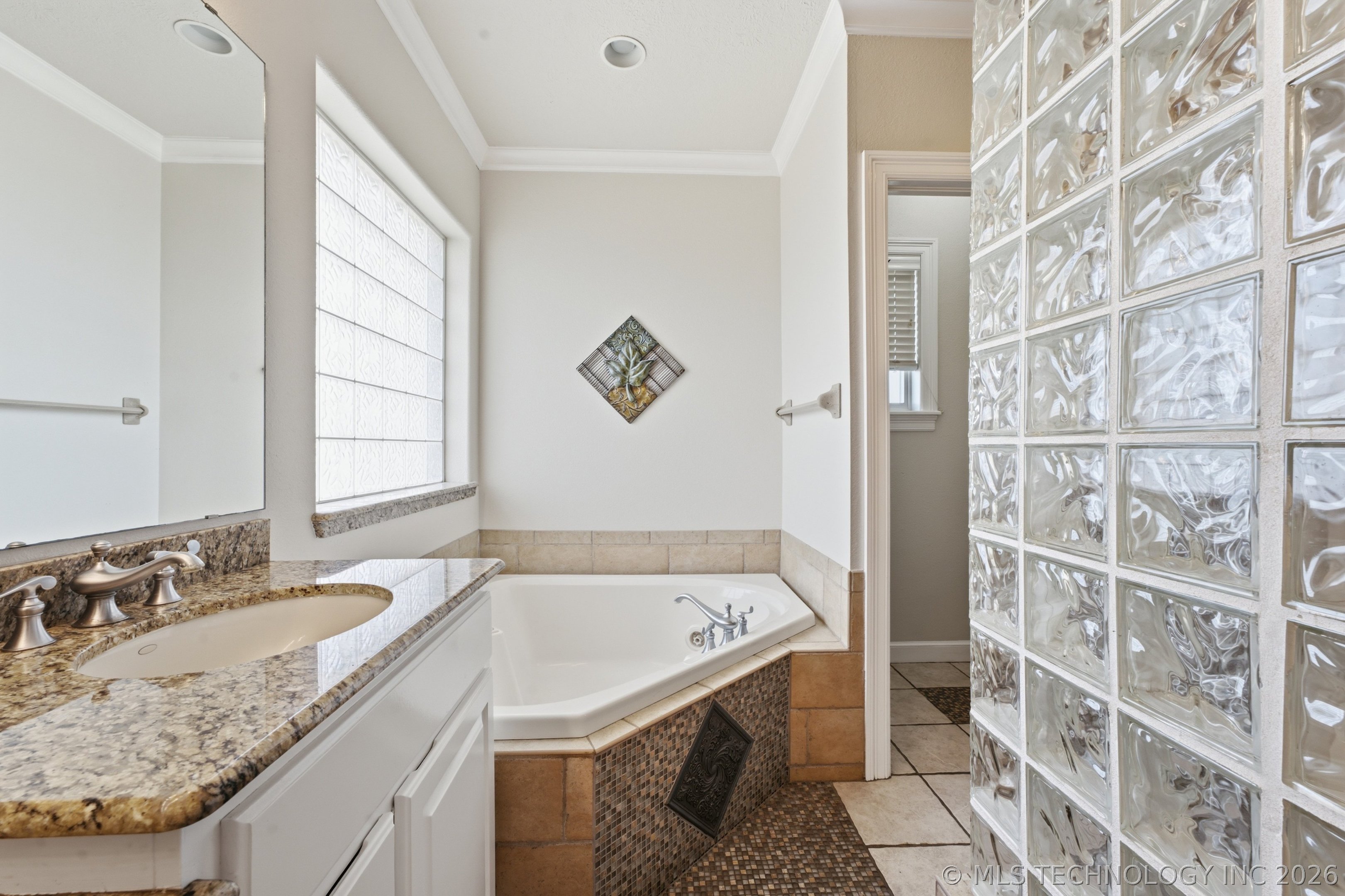 3315 E Ridgewood Drive Cushing OK 74023