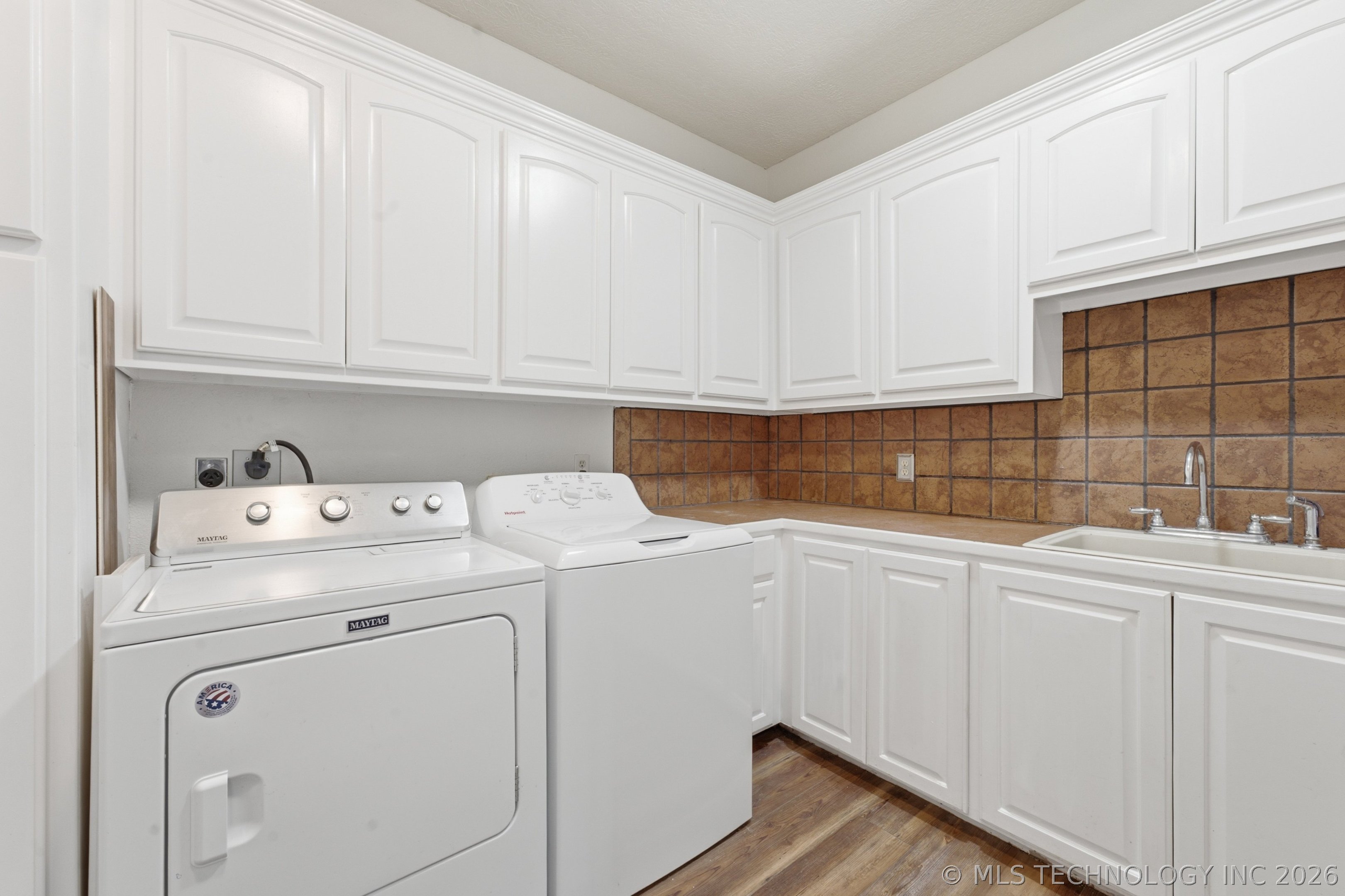 3315 E Ridgewood Drive Cushing OK 74023
