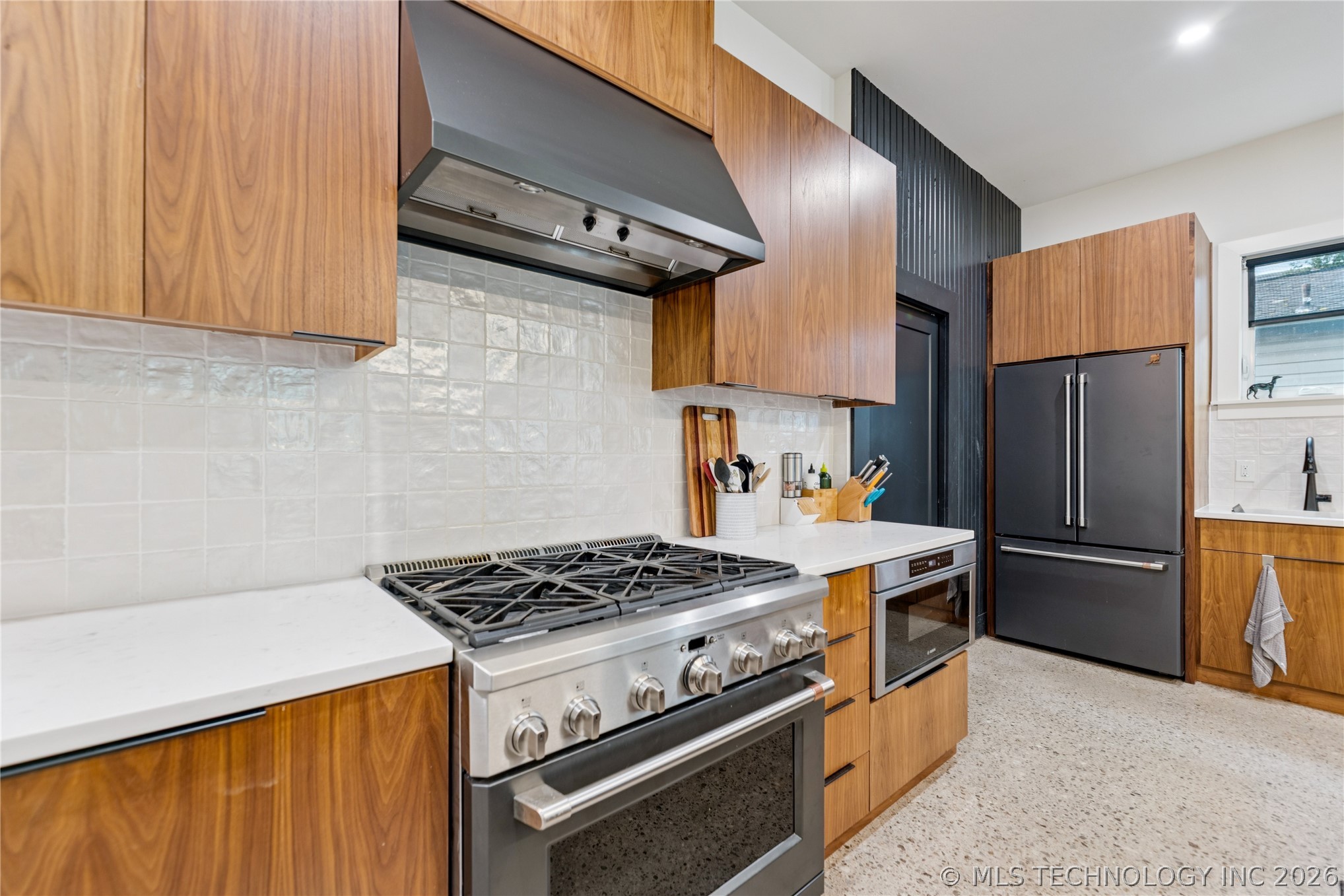 1433 E 38th Street Tulsa OK 74105