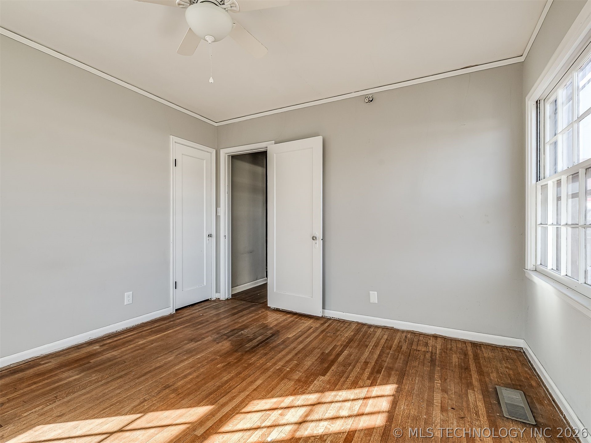 3923 E 11th Place Tulsa OK 74112