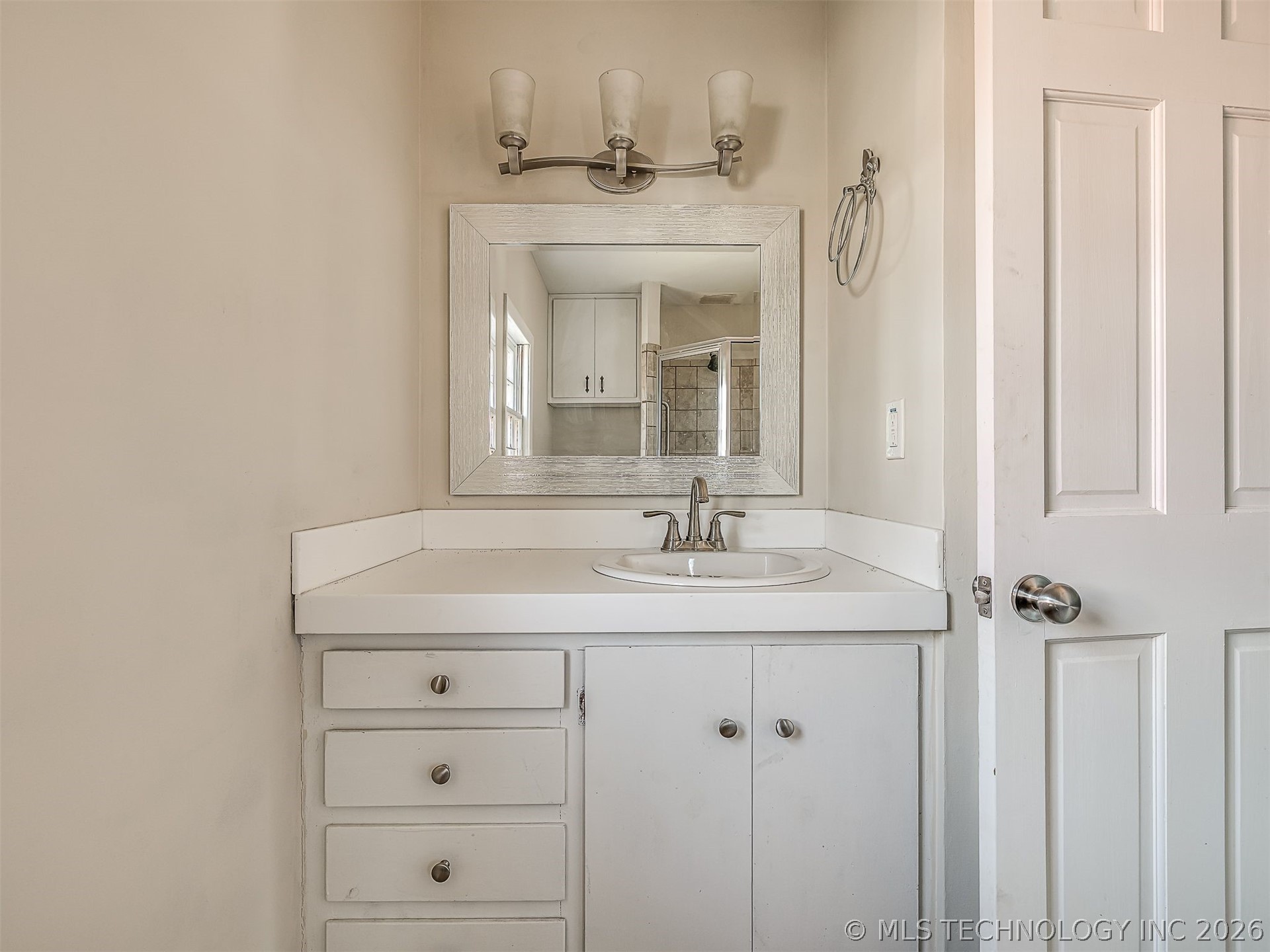 3923 E 11th Place Tulsa OK 74112