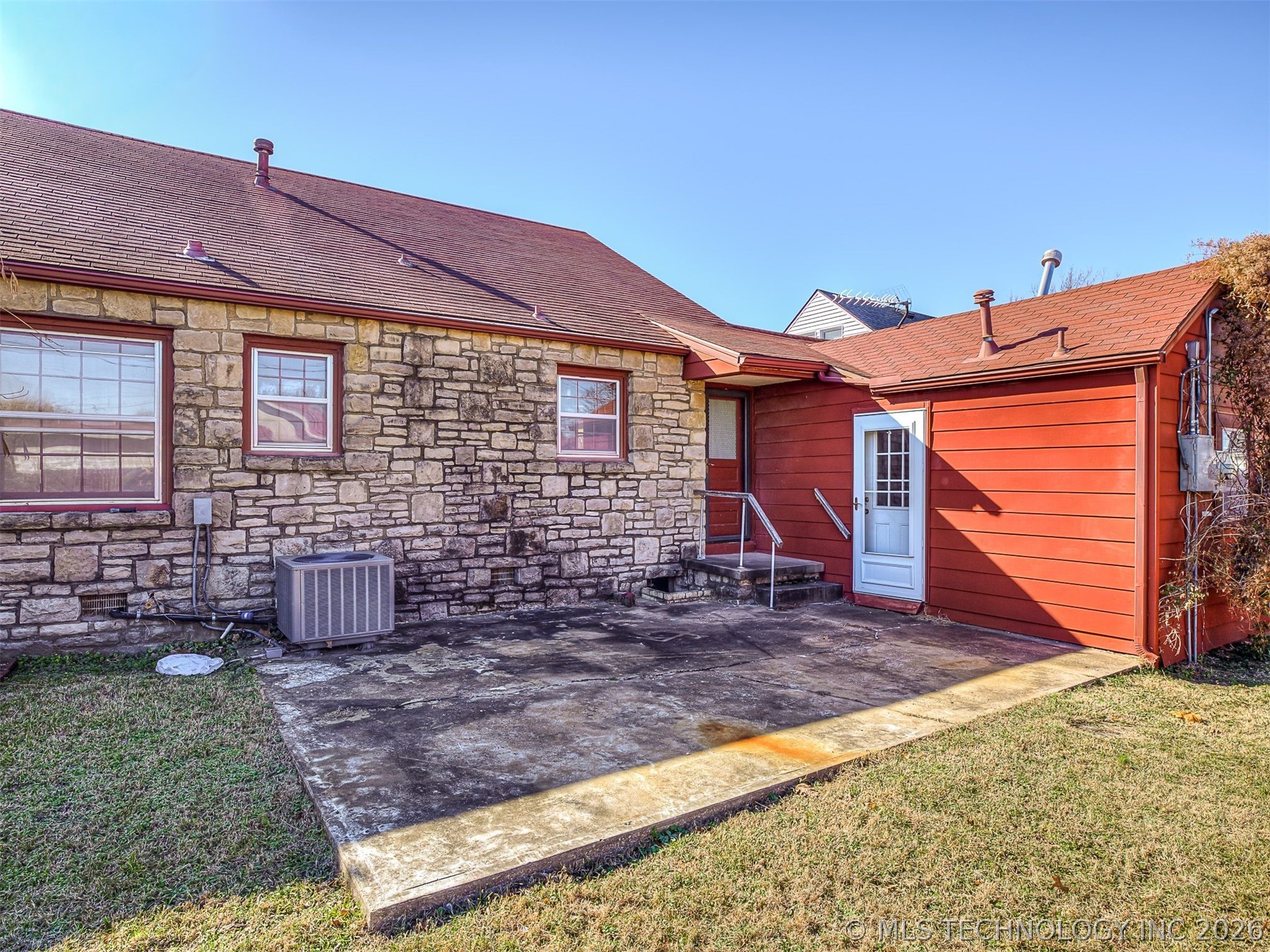 3923 E 11th Place Tulsa OK 74112