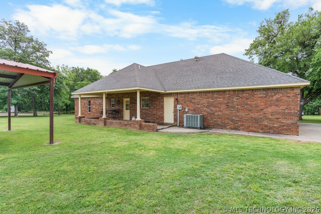 1712 Beach Landing Drive Kingston OK 73439
