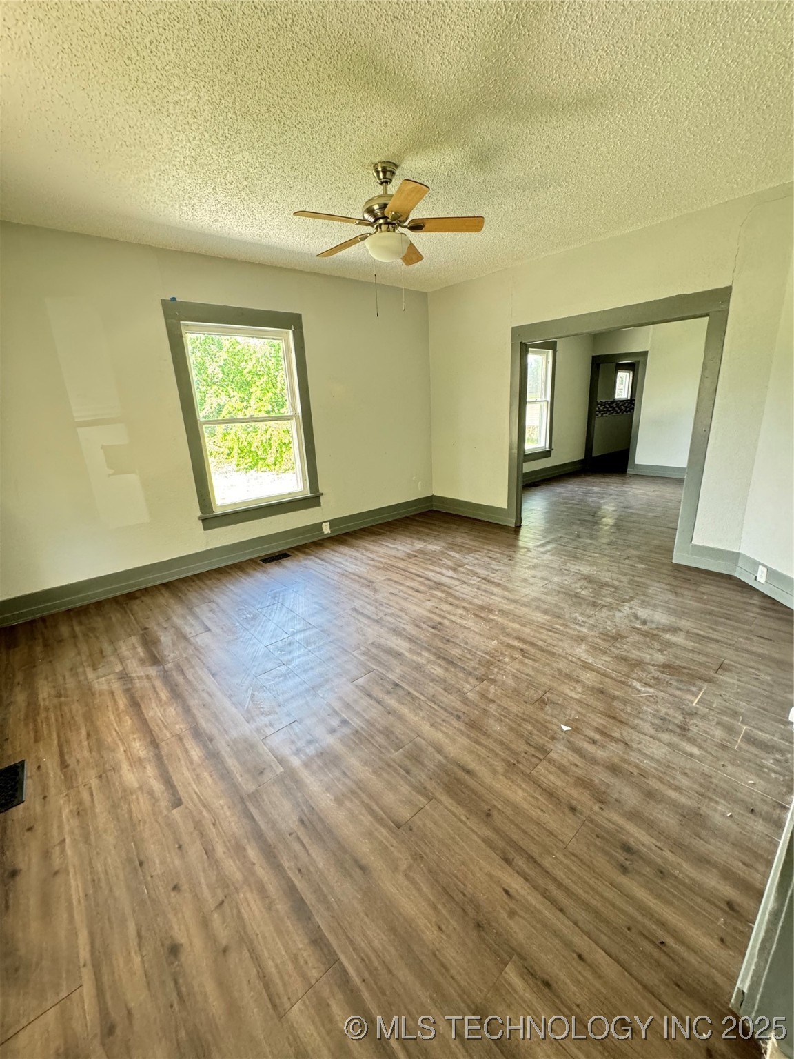 208 SW B Street Ardmore OK 73401